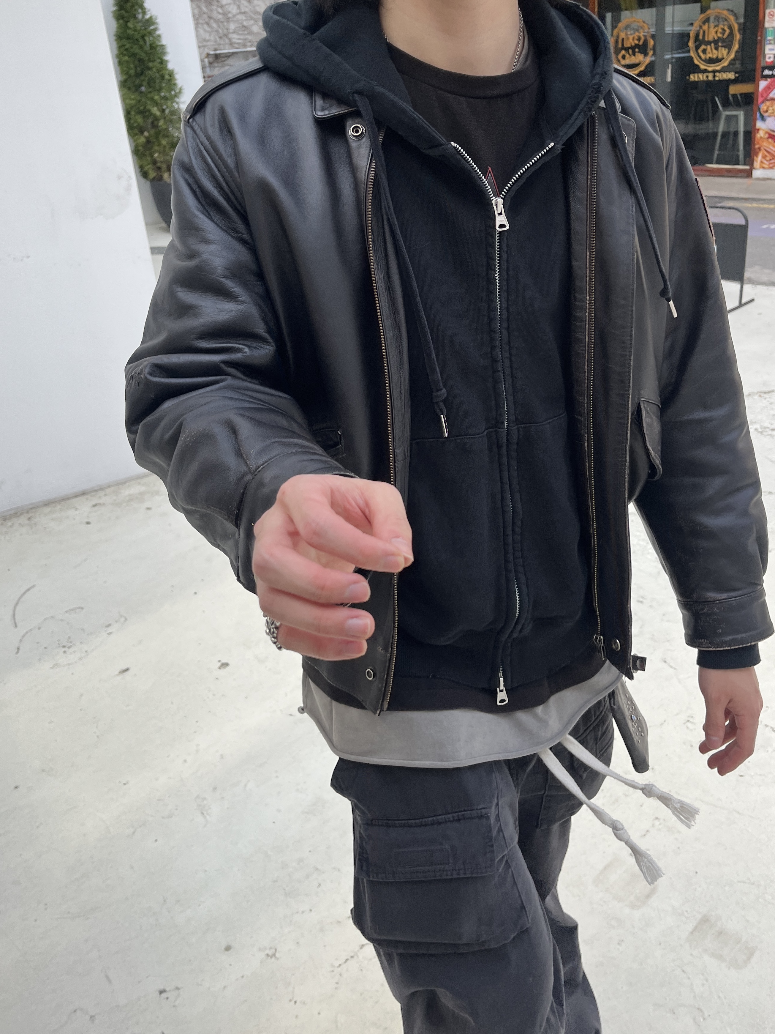 Polyteru Front Cargo Pants 1.2v Black, [프리오더] Polyteru Rivet Card Wallet Black 착용 스타일