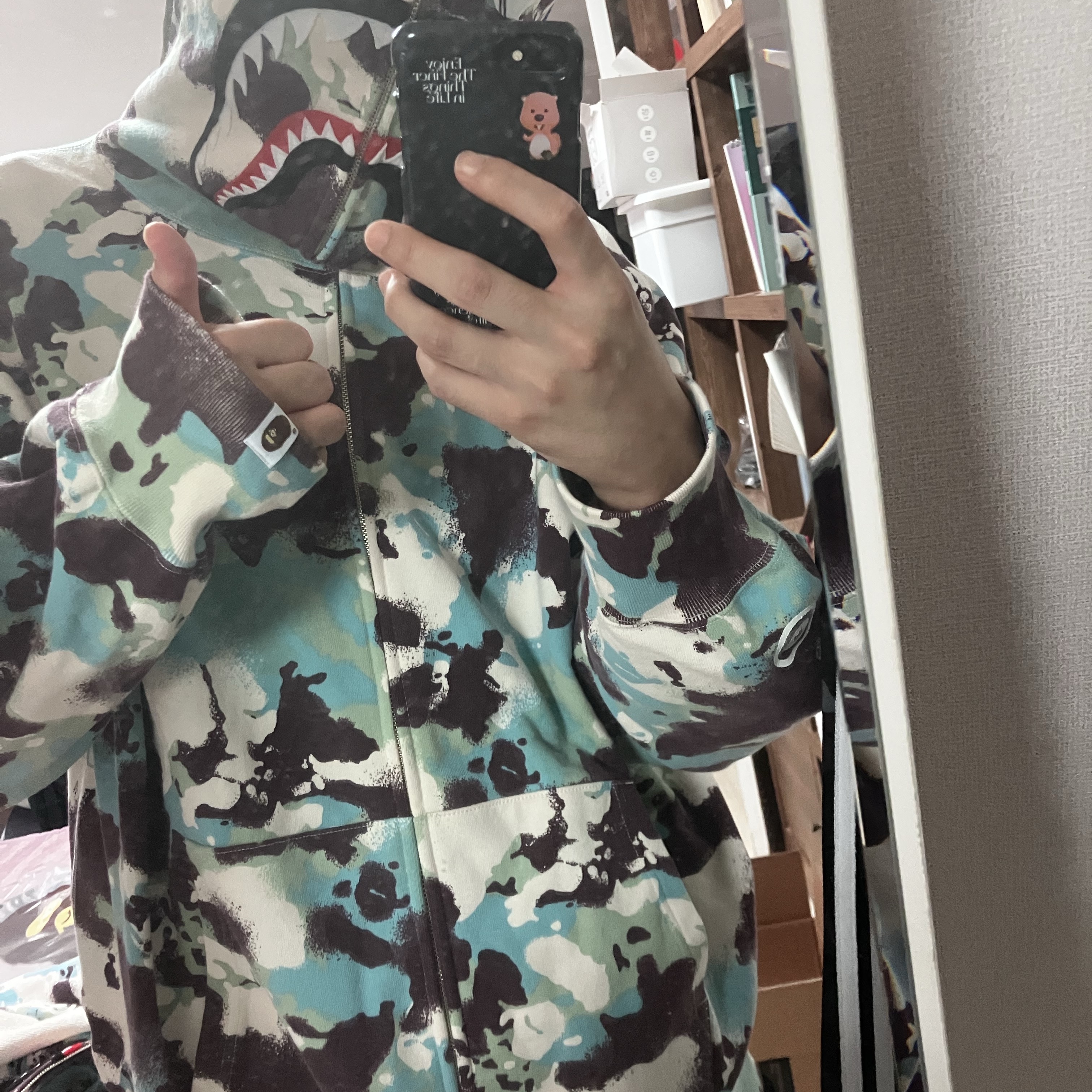 BAPE Map Camo Shark Relaxed Fit Full Zip Hoodie Multi, BAPE 1st Camo Shark Full Zip Hoodie Army Green 착용 스타일
