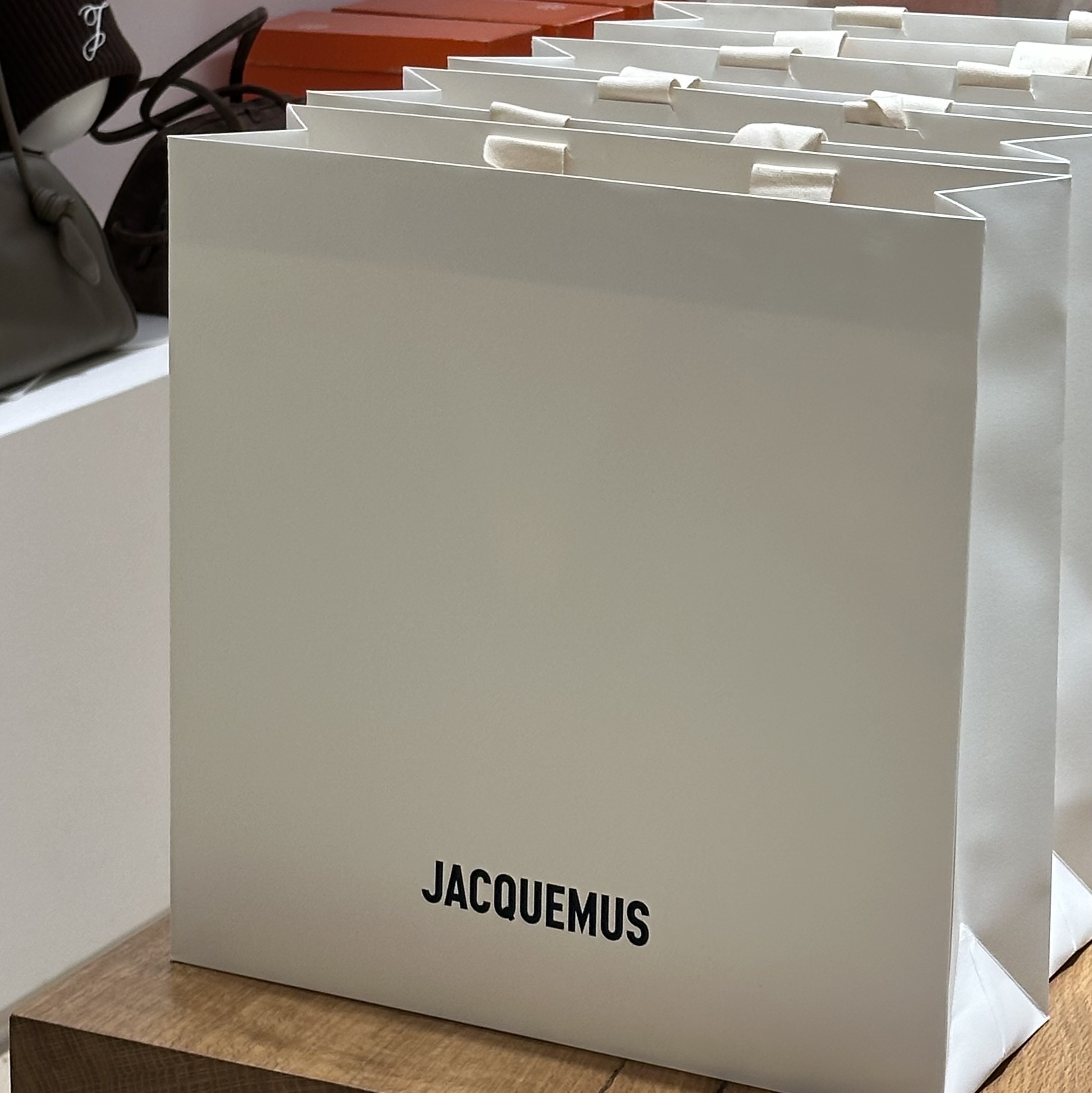 Nike x Jacquemus Moon Shoe SP Off Noir Cashmere 착용 스타일
