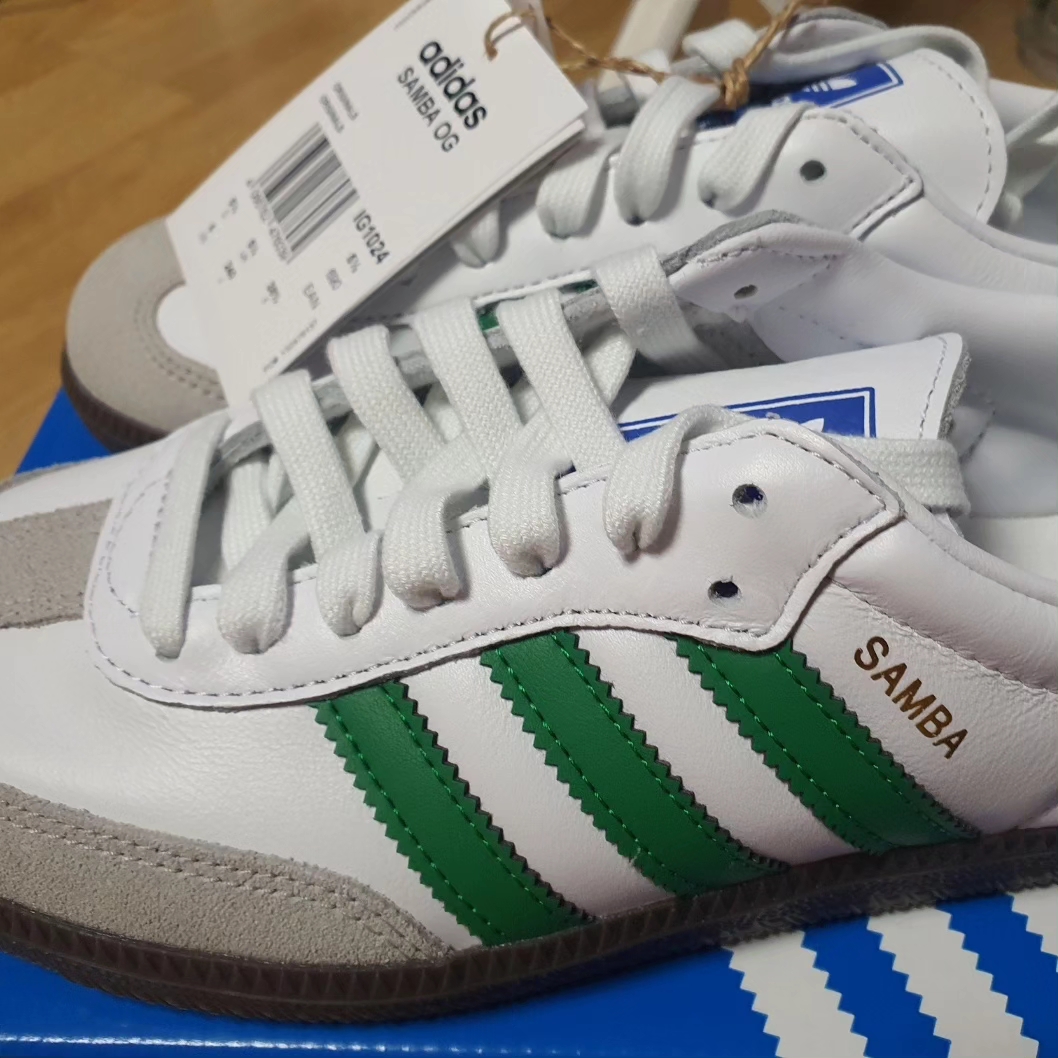 Adidas Samba OG White Green 착용 스타일