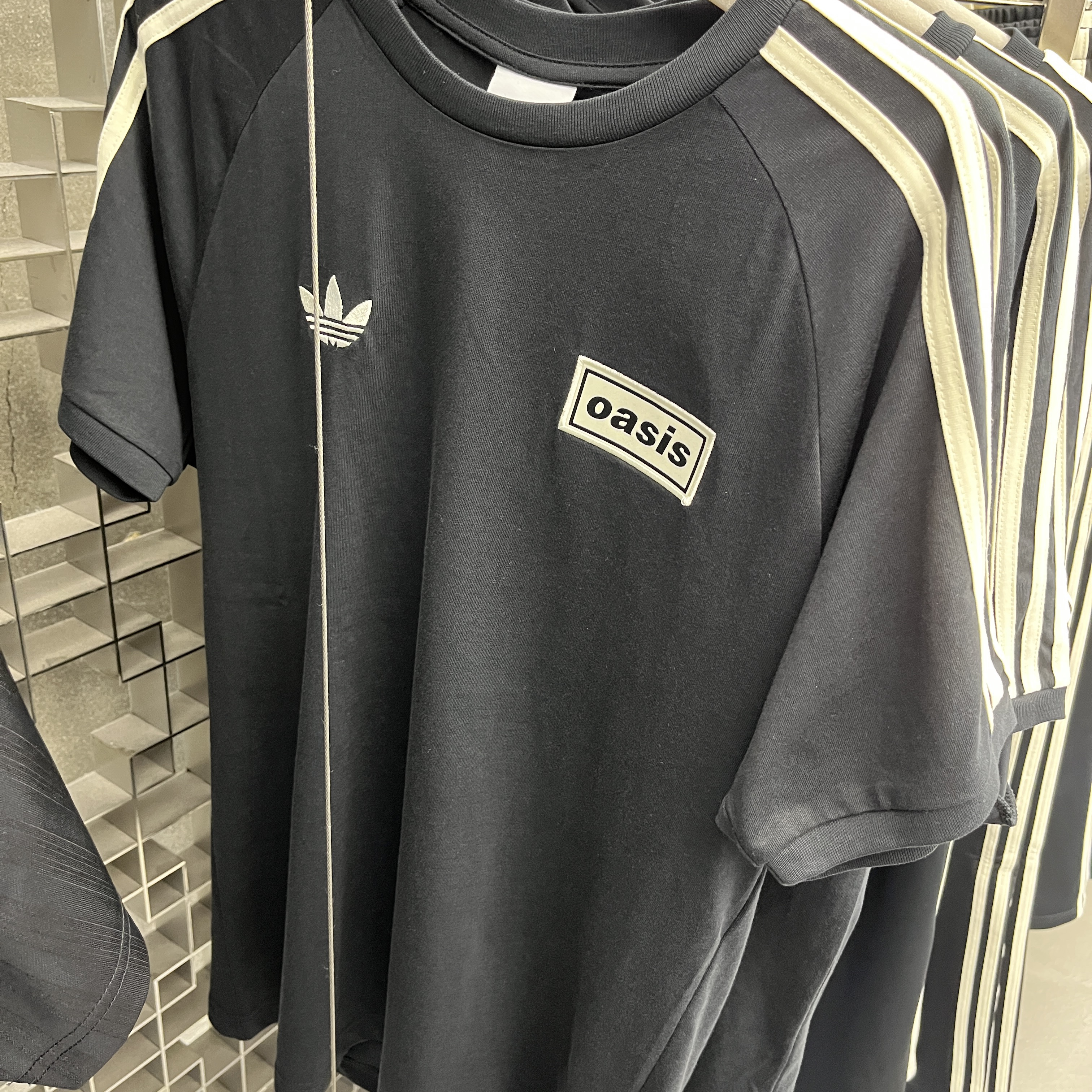 Adidas x Oasis Tour 3-Stripes T-Shirt Clear Sky Black - KR Sizing 착용 스타일