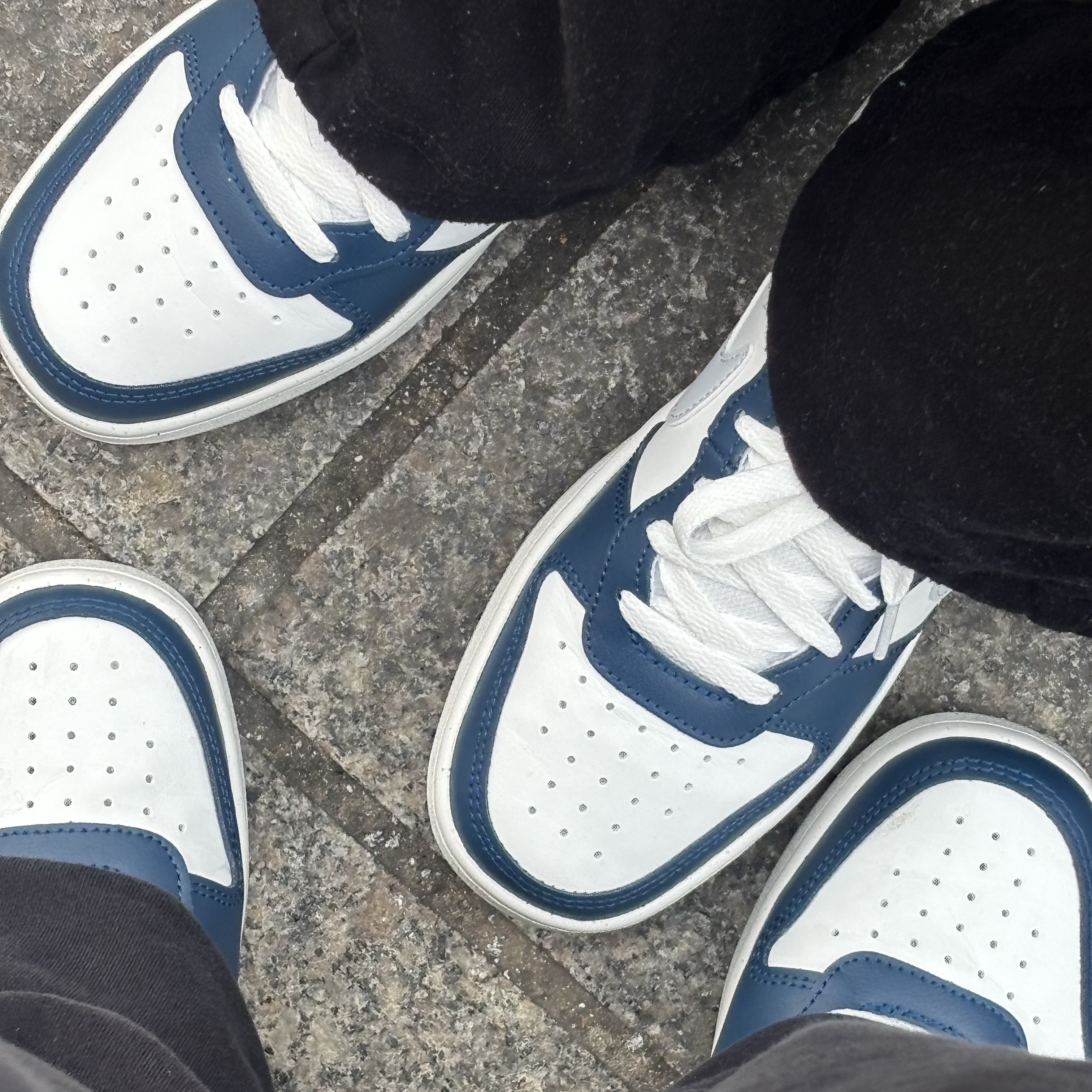 (GS) Nike Court Borough Low 2 SE Summit White Valerian Blue 착용 스타일
