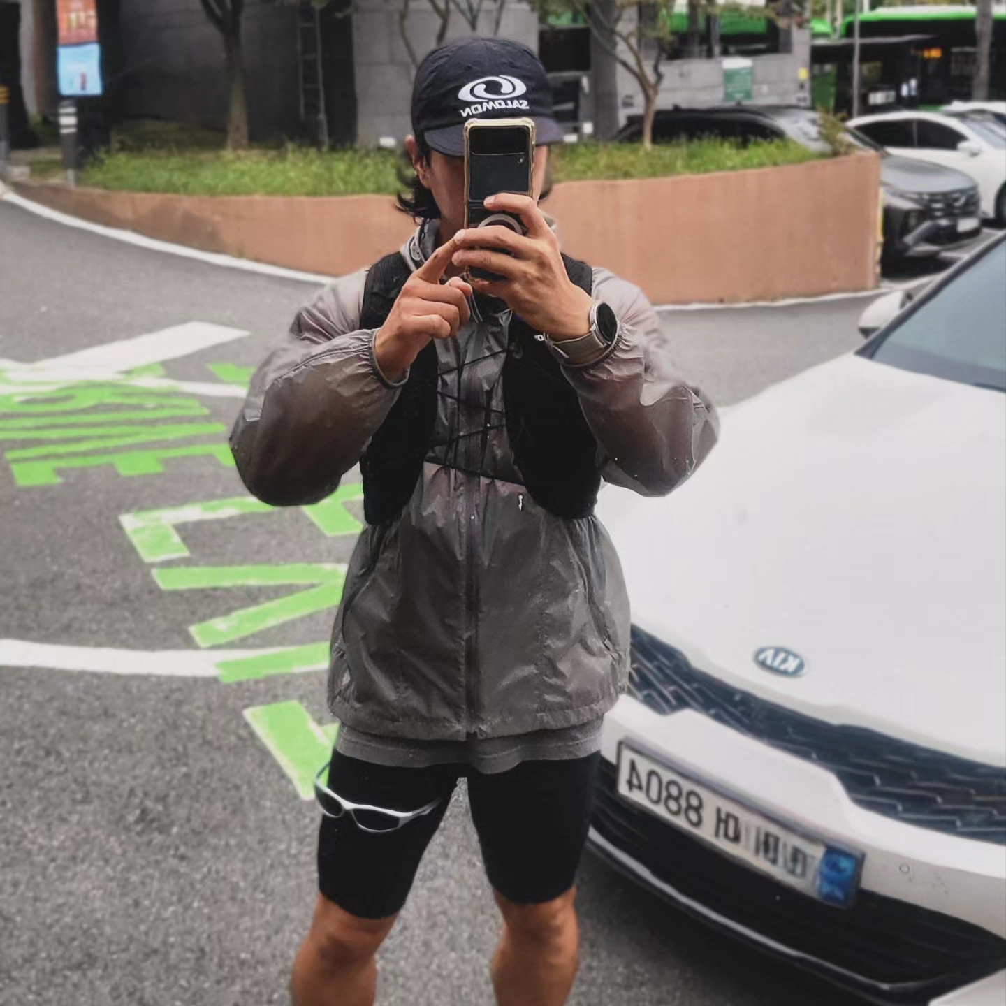 Salomon Link 6 Panel Cap Black 착용 스타일 - 1