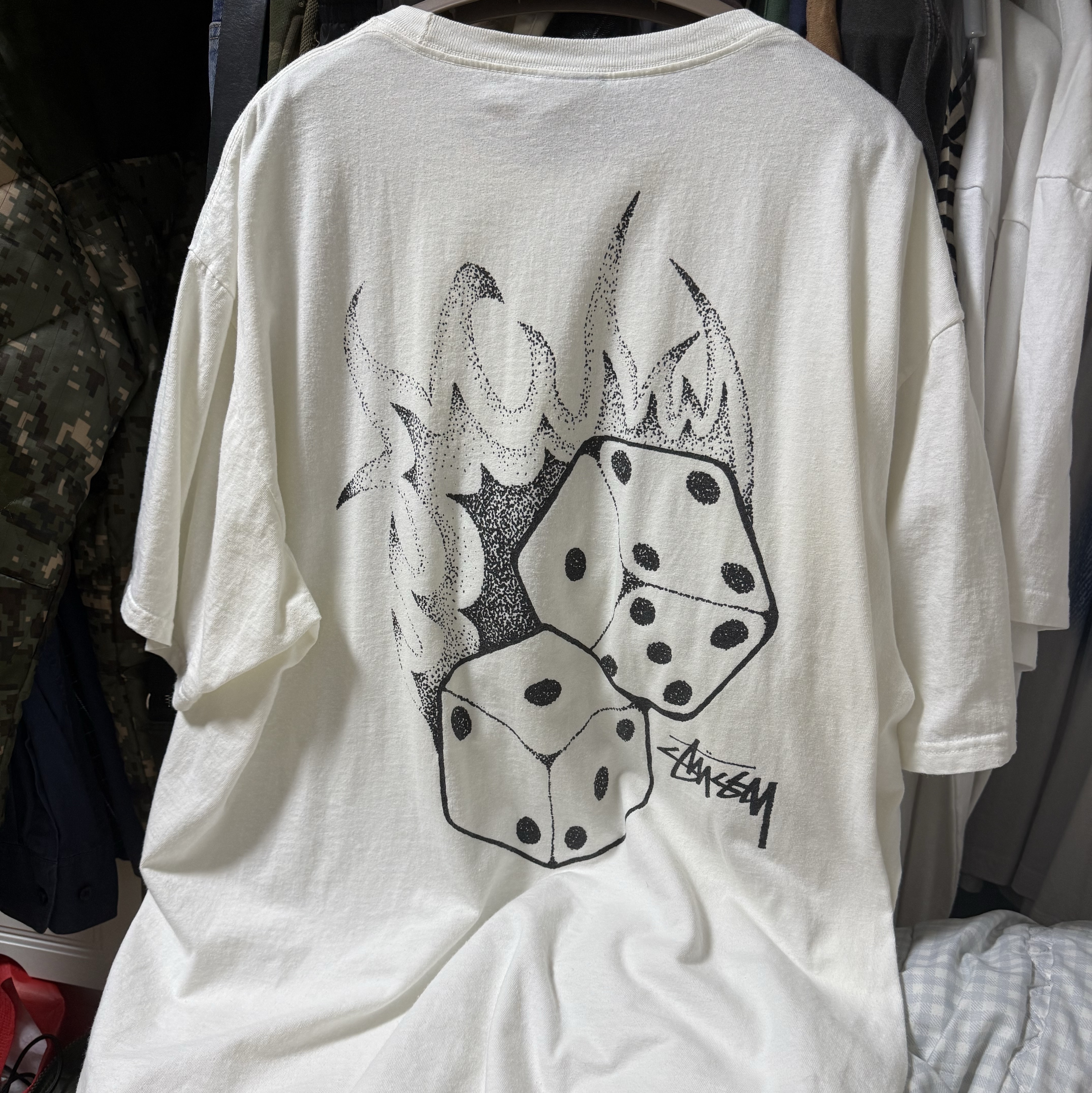 Stussy Fire Dice T-Shirt White 착용 스타일