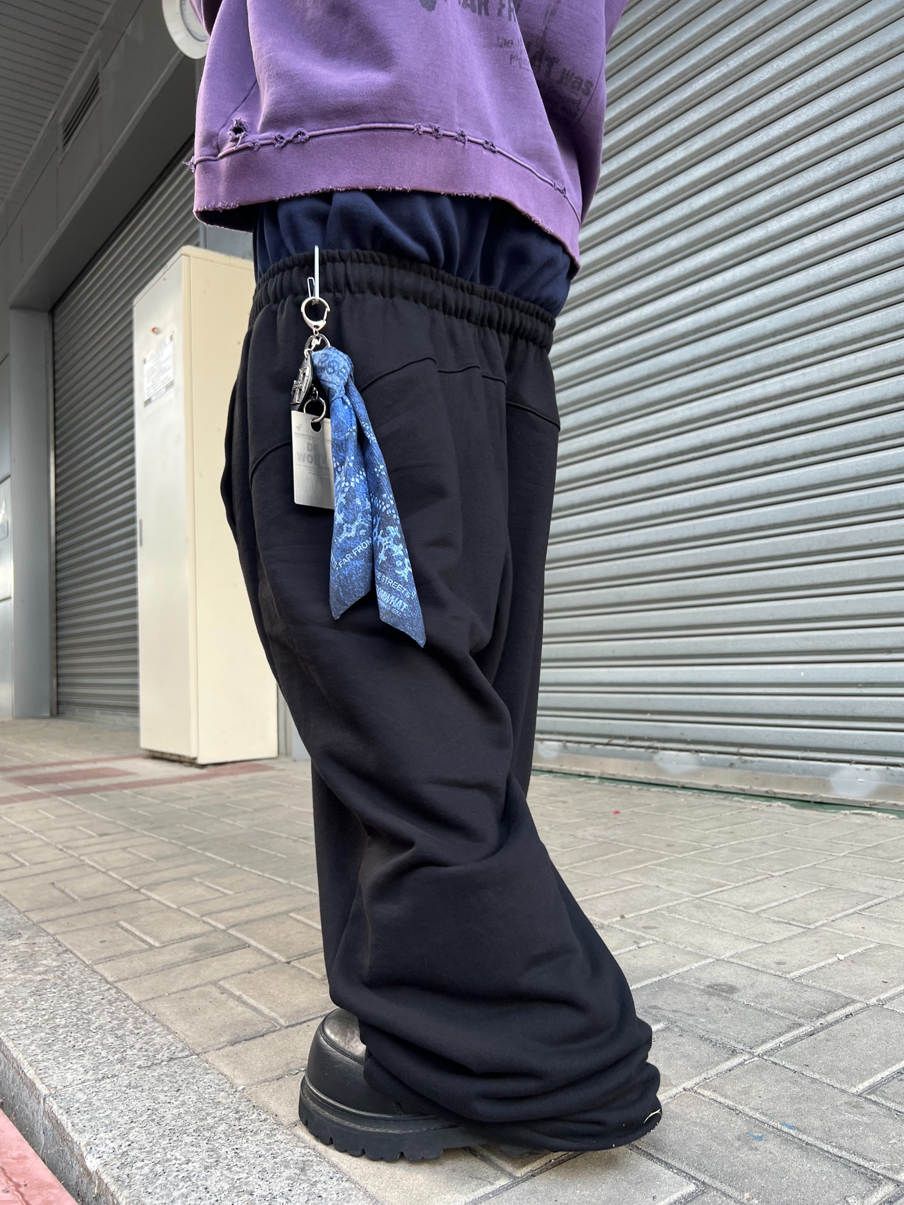 ROARINGRAD Double Waist Sweat Pants Black, Gentle Monster Paranoyd 02 Silver Clear 착용 스타일 - 4
