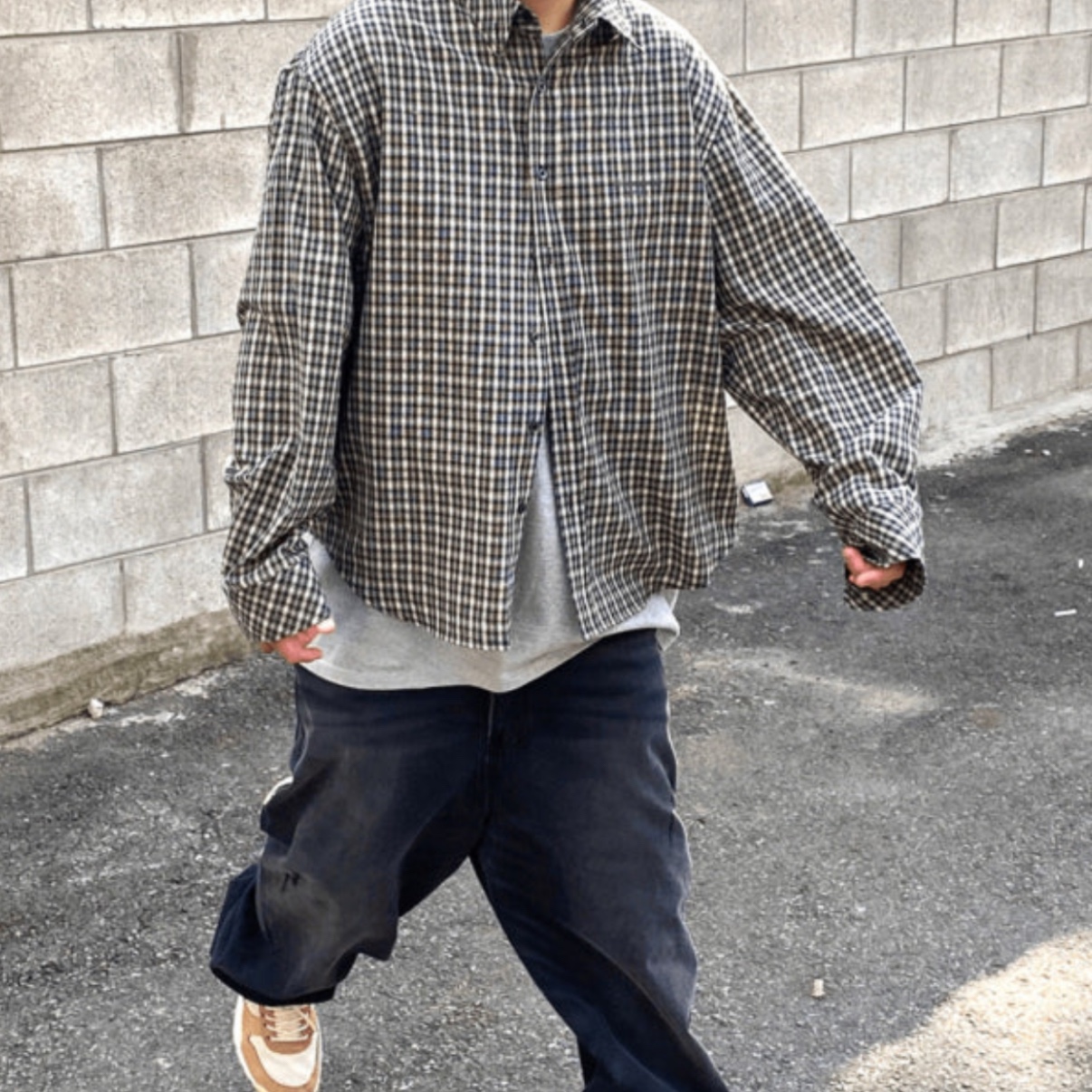 Undermycar Mu.36 Anti Fxxking Logo Play Basic Long Sleeve Check Shirts Blue Black 착용 스타일