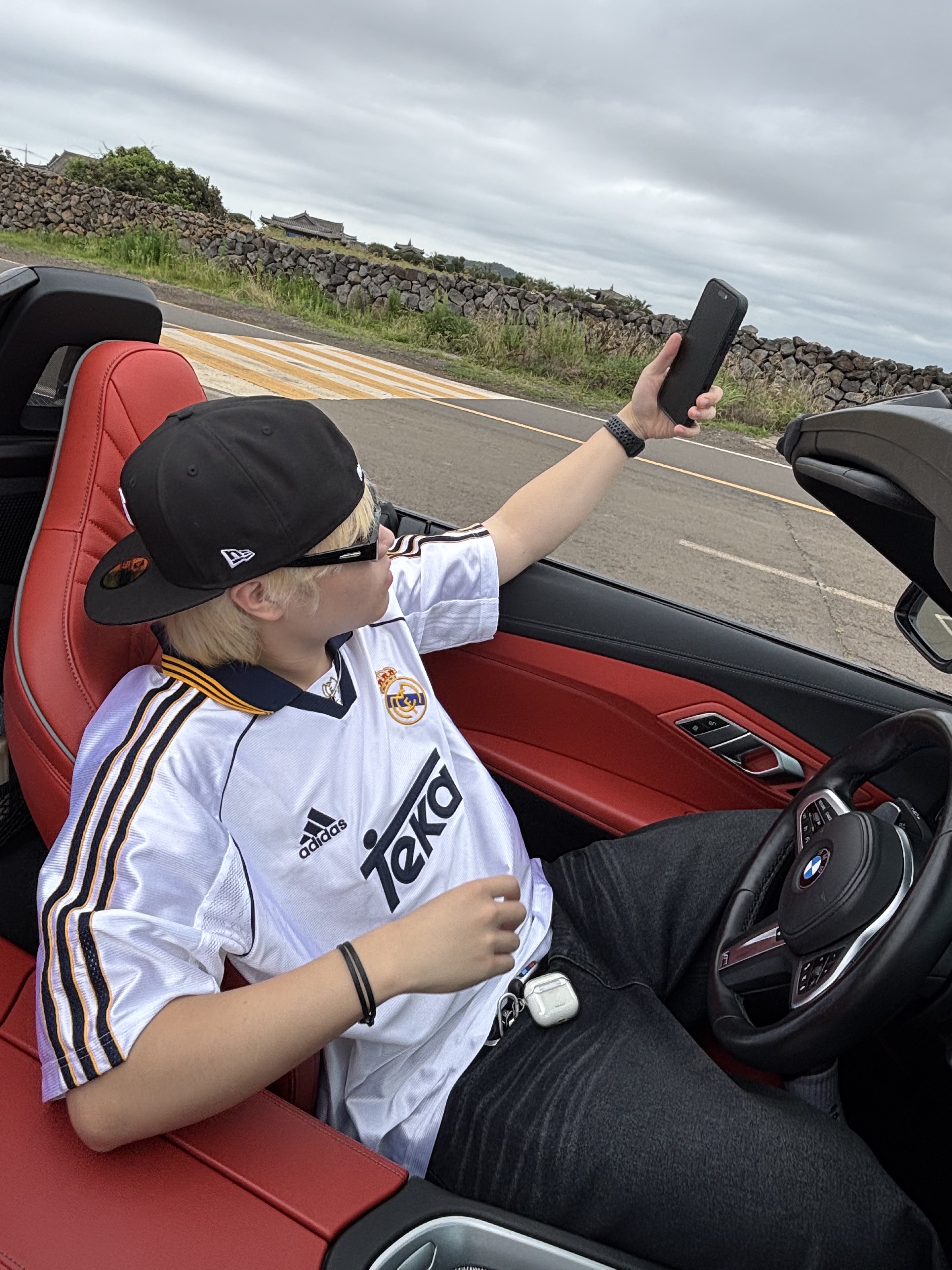 Palace Heaven and Hell New Era 59Fifty Black - 25SS, Adidas Real Madrid 99/00 Home Jersey White - KR Sizing (Non Marking Ver.) 착용 스타일 - 1