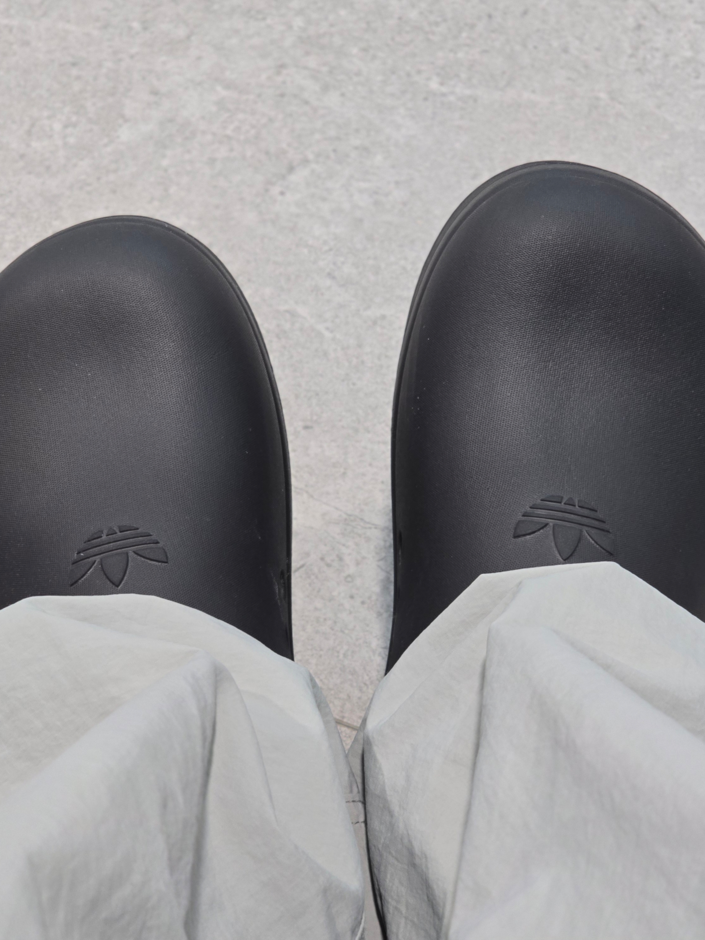 (W) Adidas Adifom Stan Smith Mule Core Black 착용 스타일