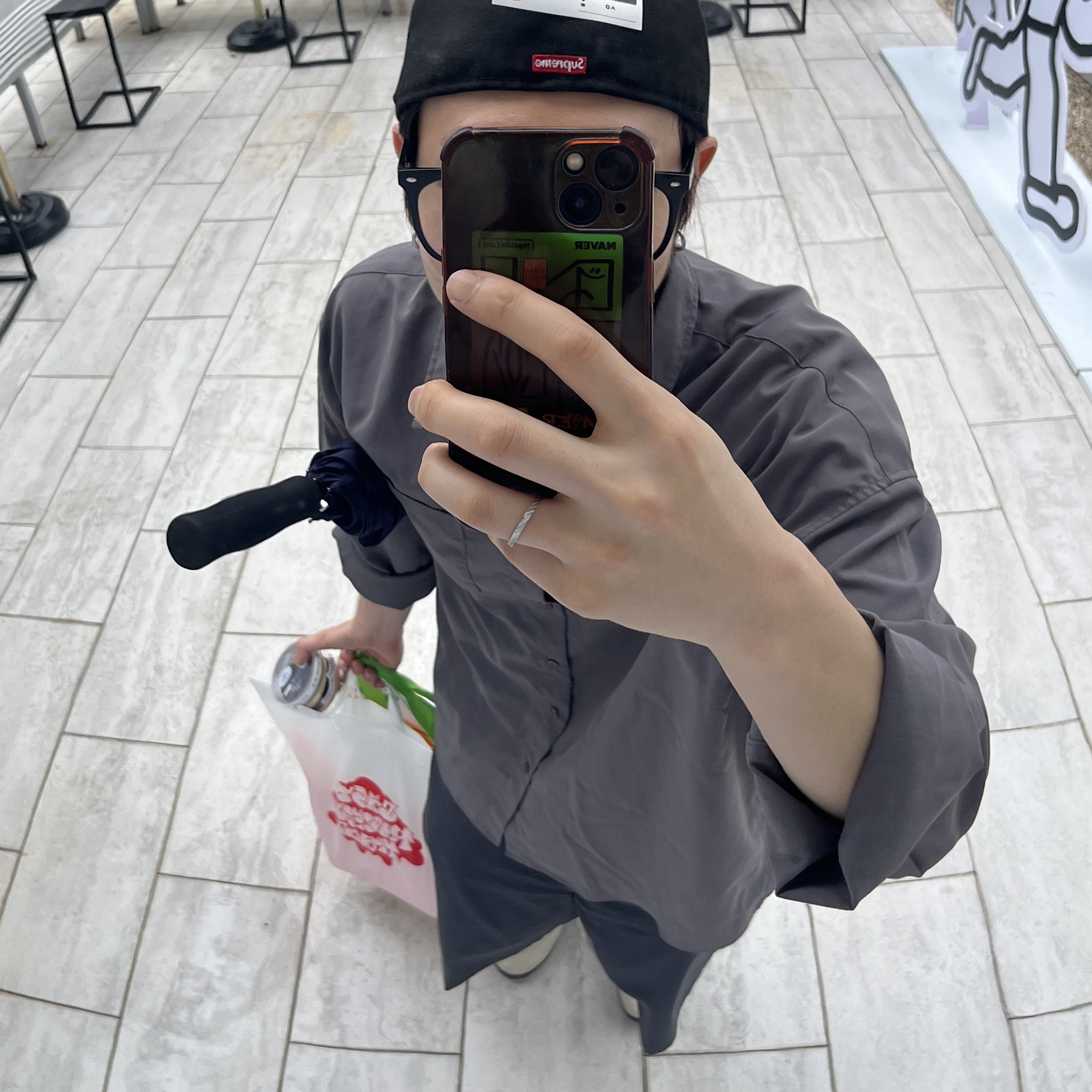 Supreme x New Era Screw Ball S Logo Black - 24FW 착용 스타일