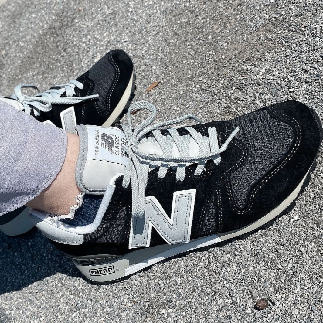 New Balance 1300 Made in USA Black 착용 스타일