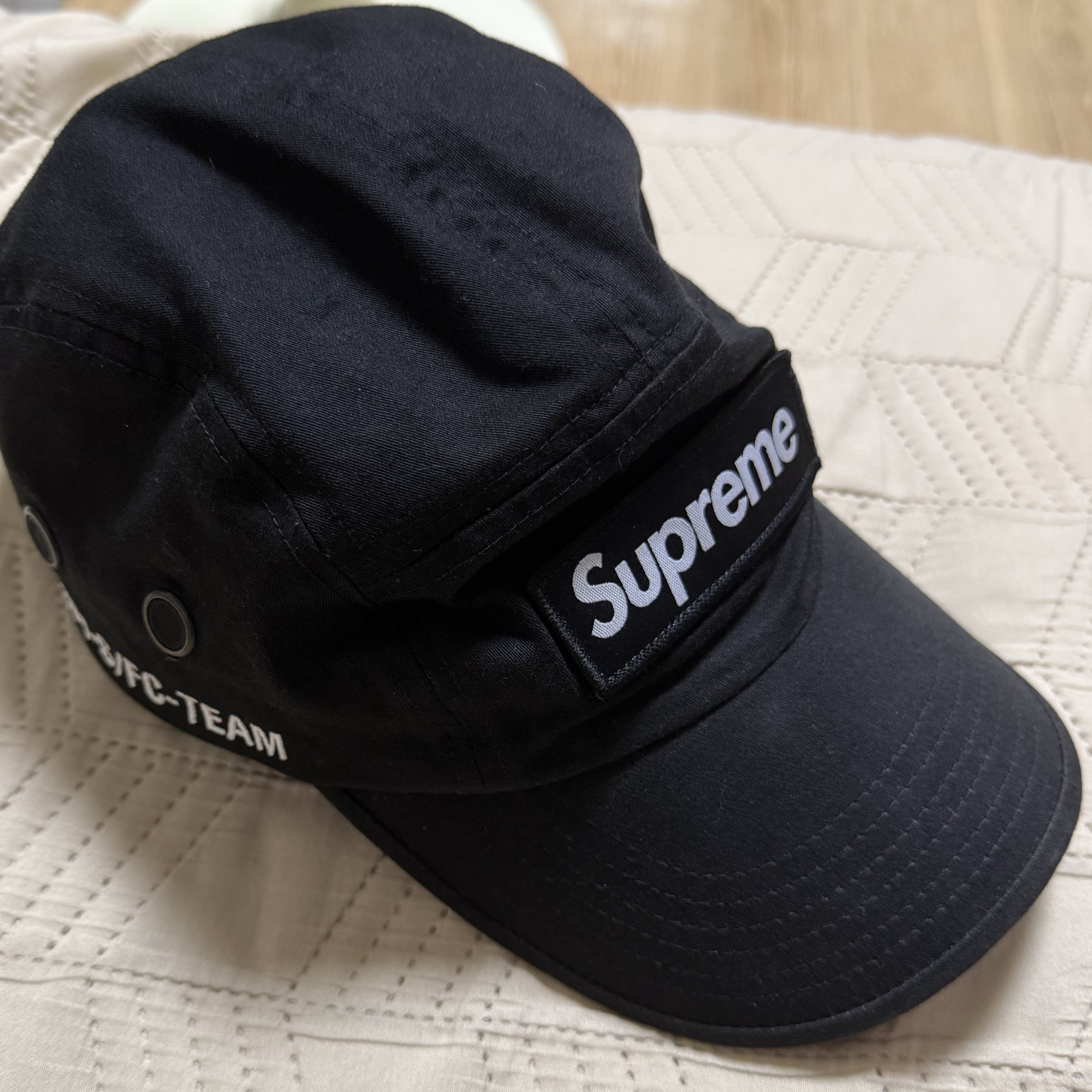 Supreme Military Camp Cap Black - 22SS 착용 스타일