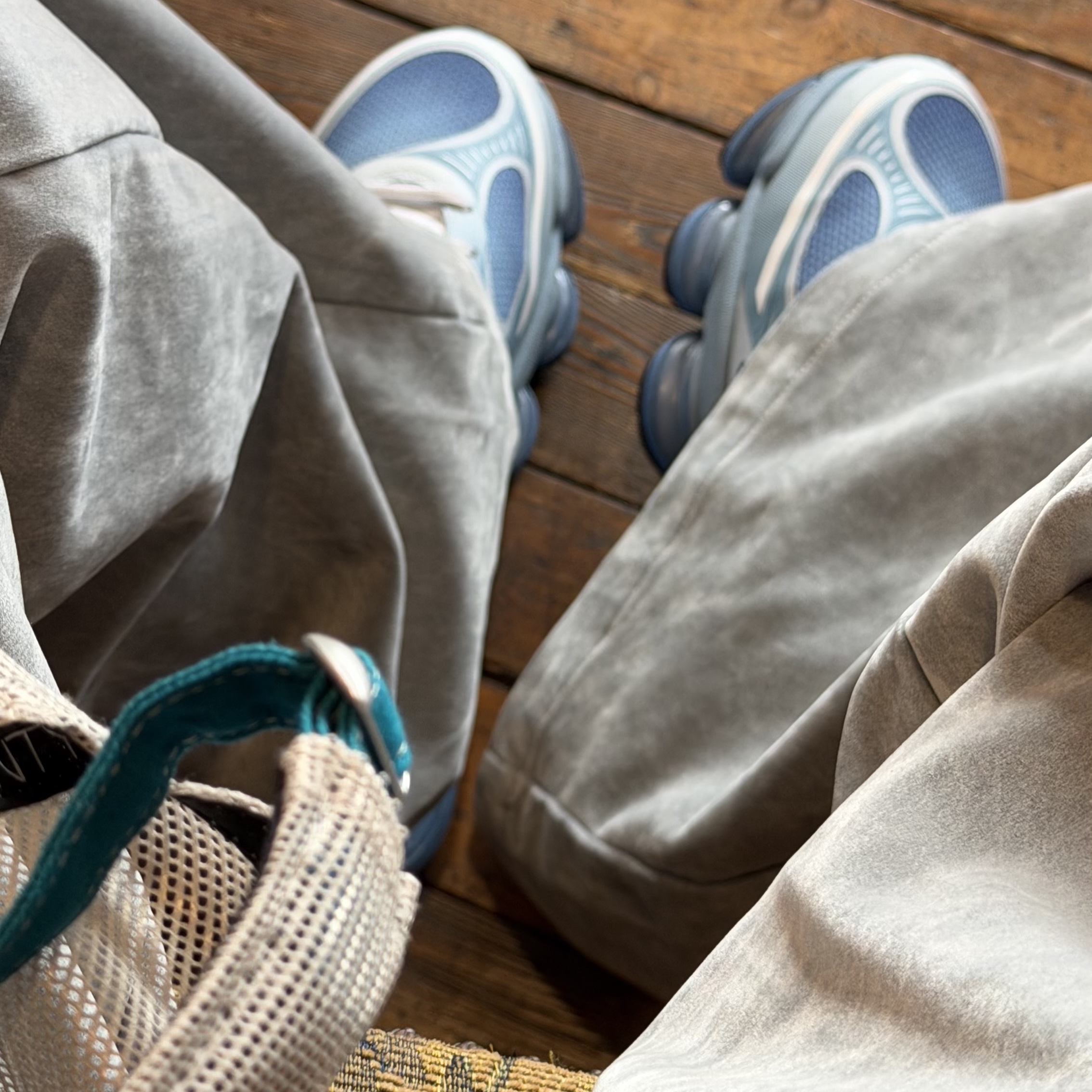 Adidas Brushed Twill Oversized Firebird Track Pants Grey Two - KR Sizing, New Balance 2000 Abzorb Blue 착용 스타일 - 1