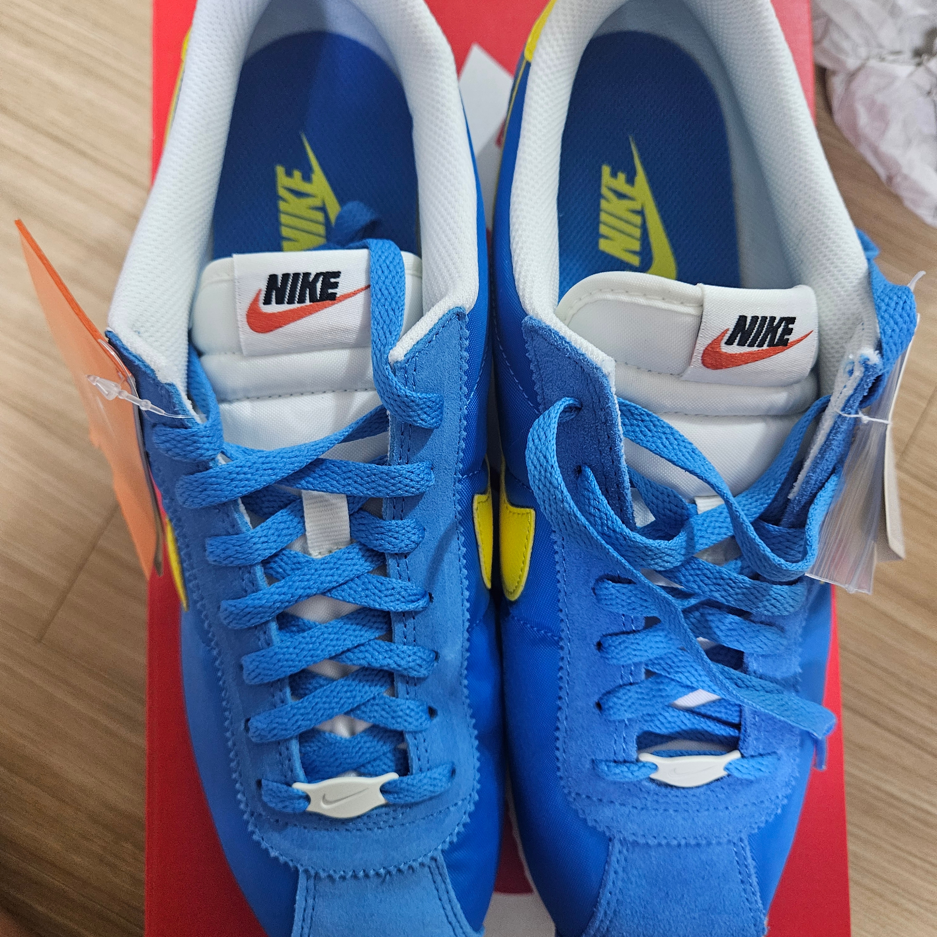 Nike Cortez TXT Light Photo Blue Sail 착용 스타일 - 1