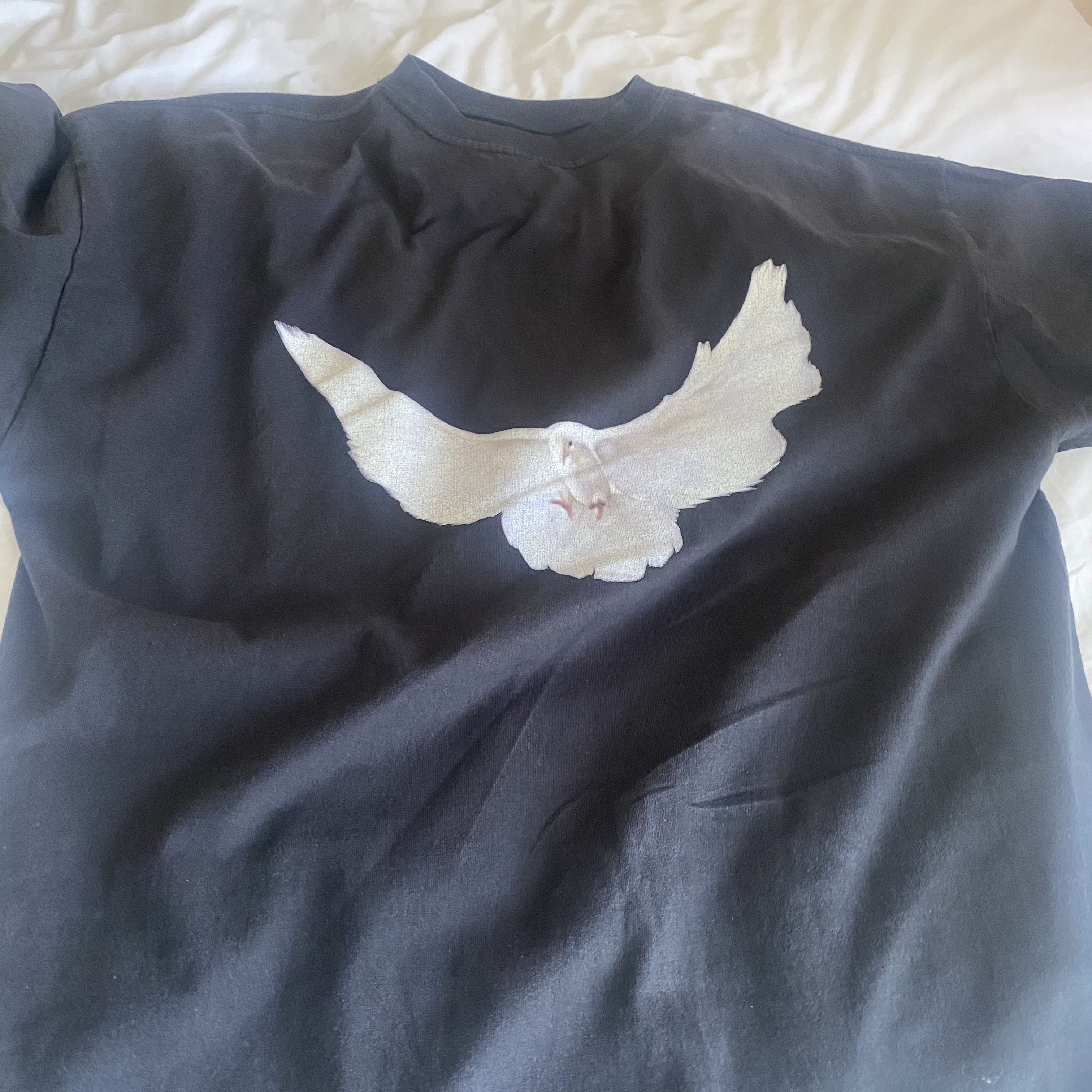 Yeezy Gap Engineered By Balenciaga Dove 3/4 Sleeve T-Shirt Black 착용 스타일
