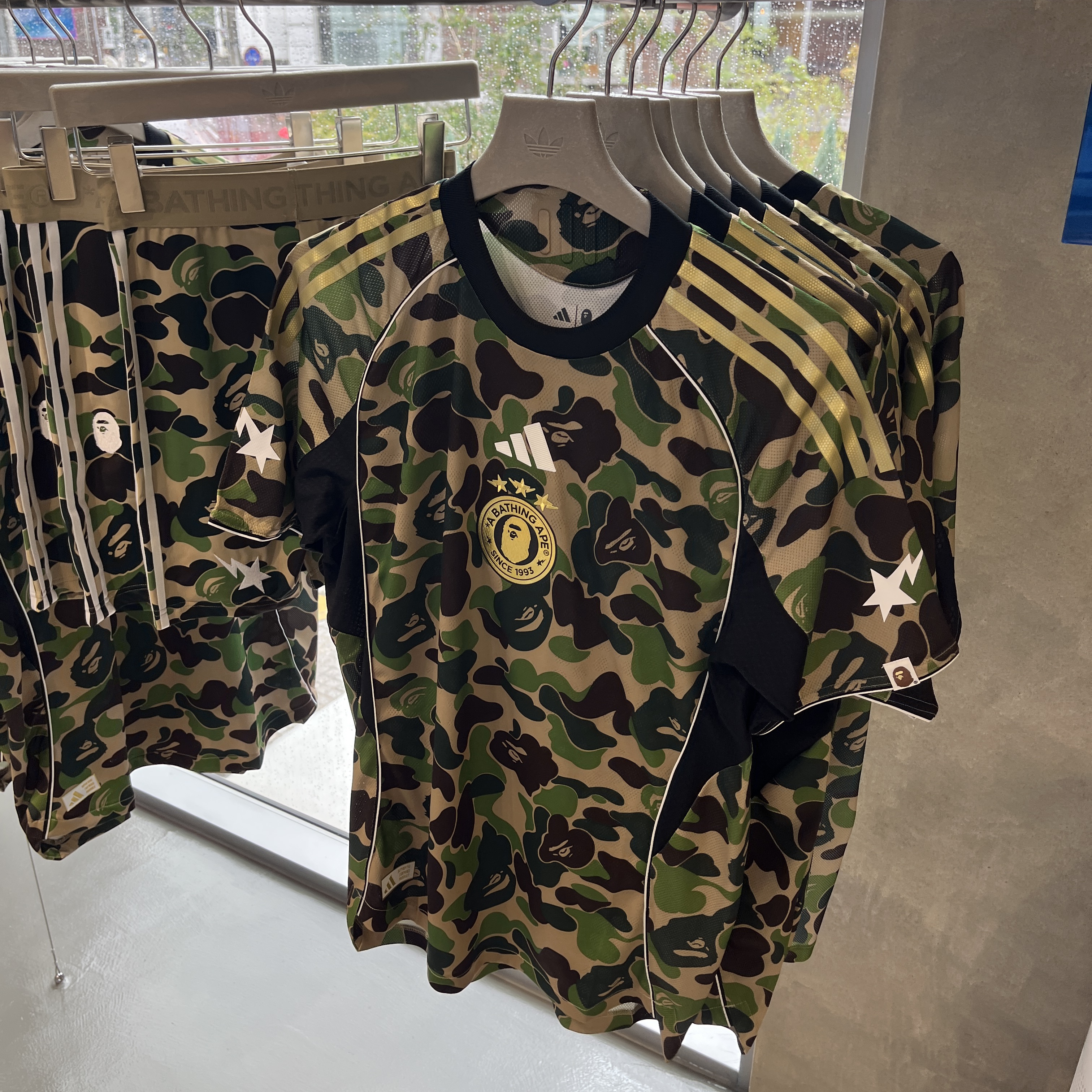 Adidas x BAPE FB Jersey Top Crew Green - KR Sizing 착용 스타일