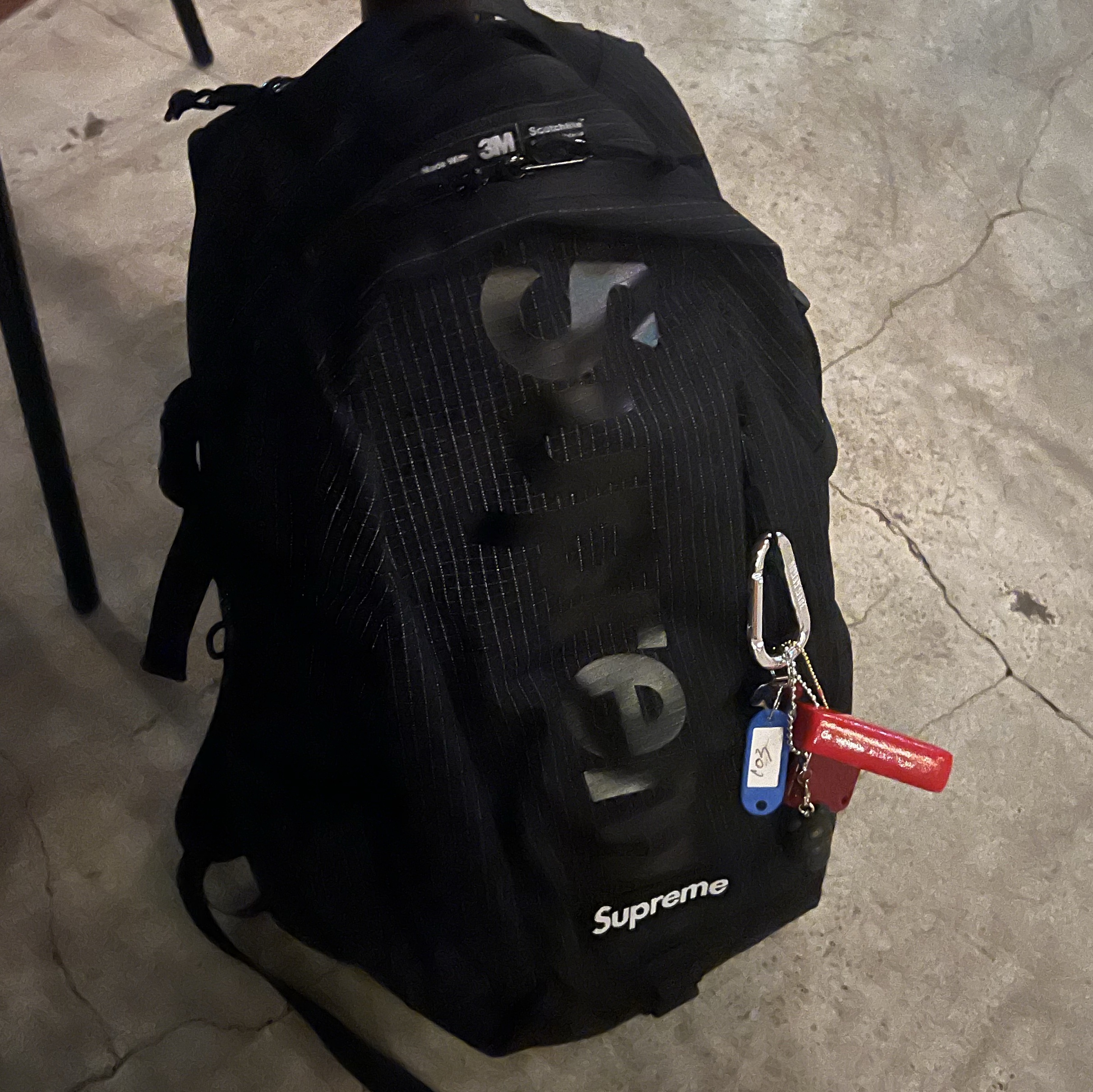 Supreme Backpack Black - 24SS 착용 스타일