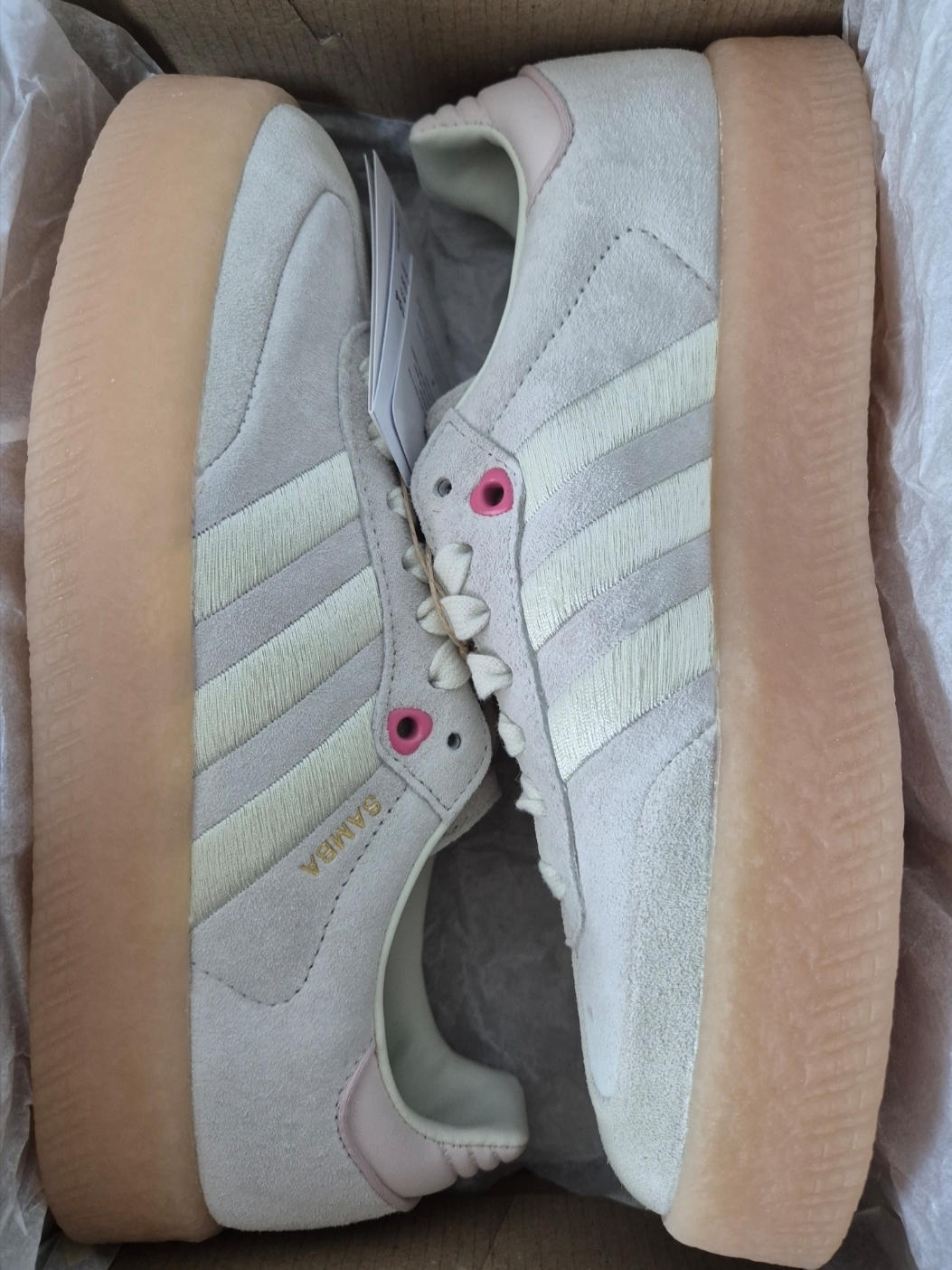 (W) Adidas Sambae Ivory Pink Fusion - Foot Locker Exclusive 착용 스타일