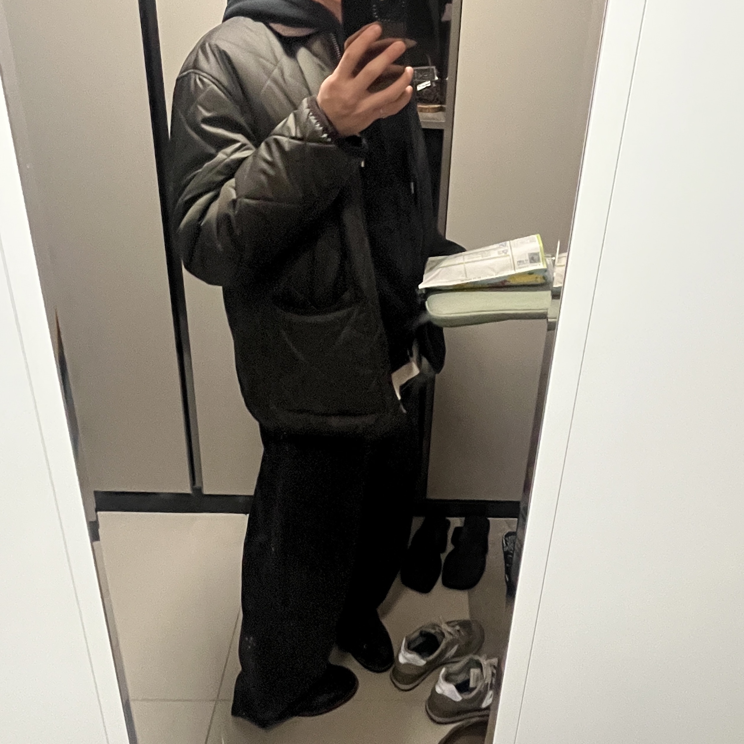 Polyteru Human Index Human Loosed Zip Hoodie Washed Black 착용 스타일