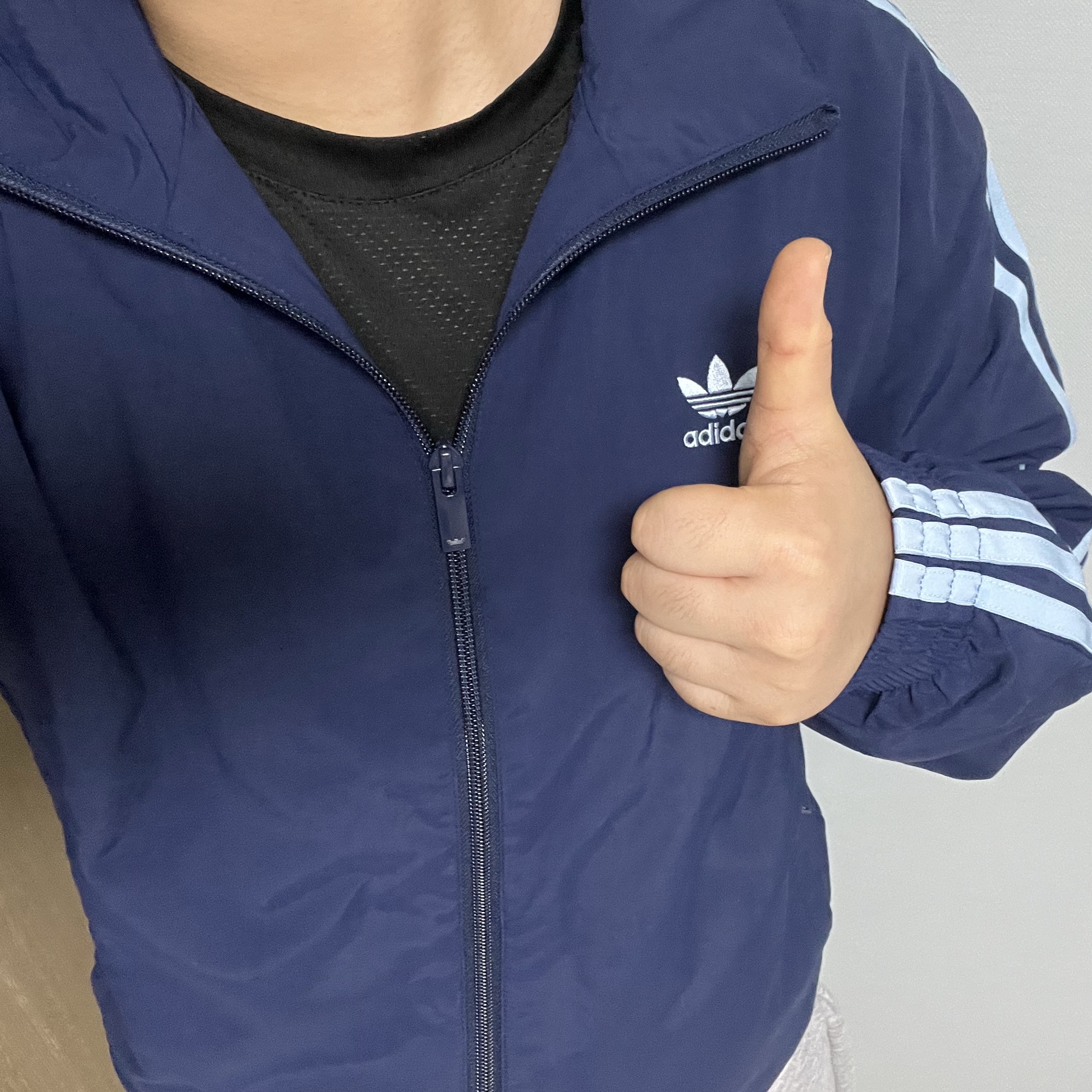 (W) Adidas Originals Woven Track Top Night Indigo - KR Sizing 착용 스타일 - 2