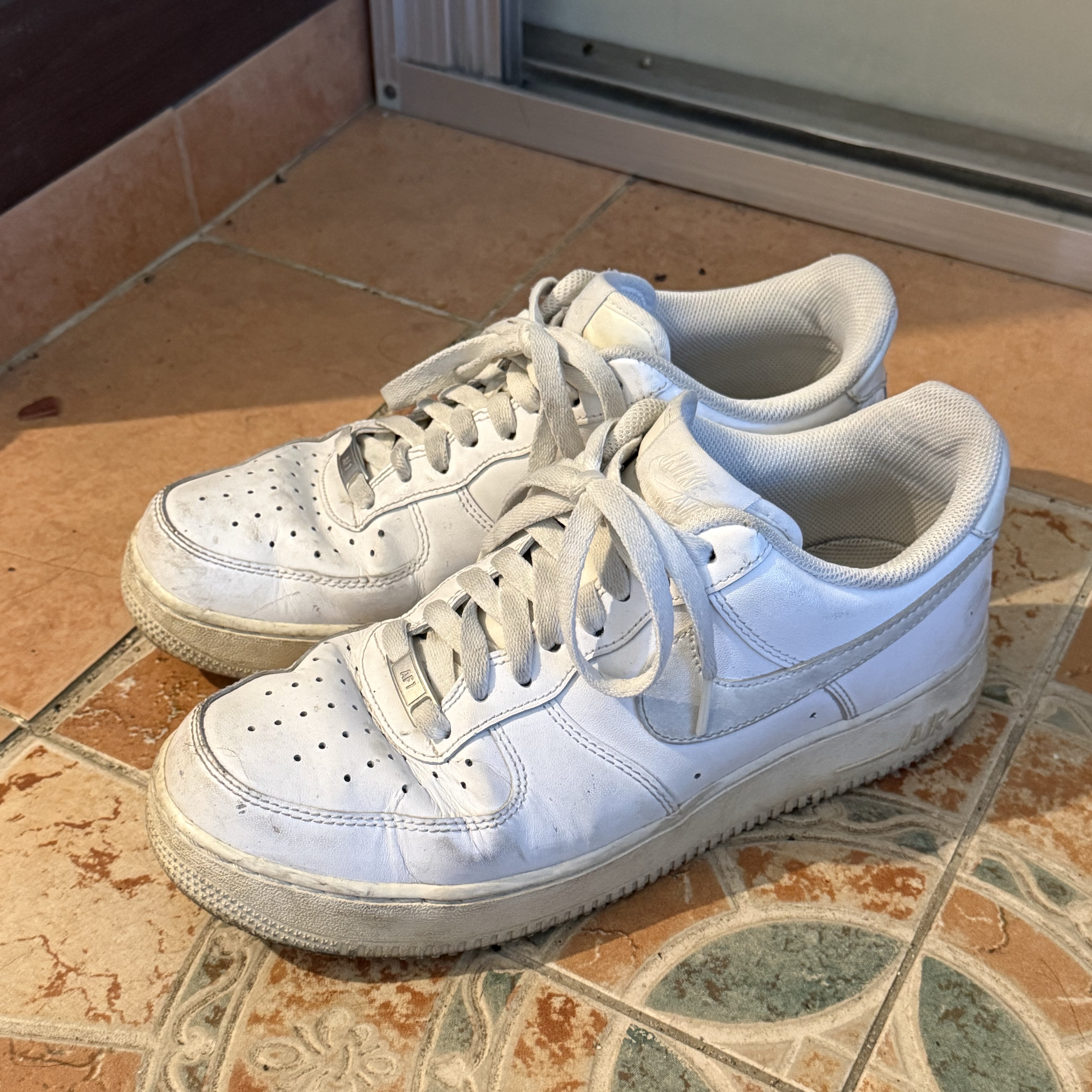 Nike Air Force 1 '07 Low White 착용 스타일