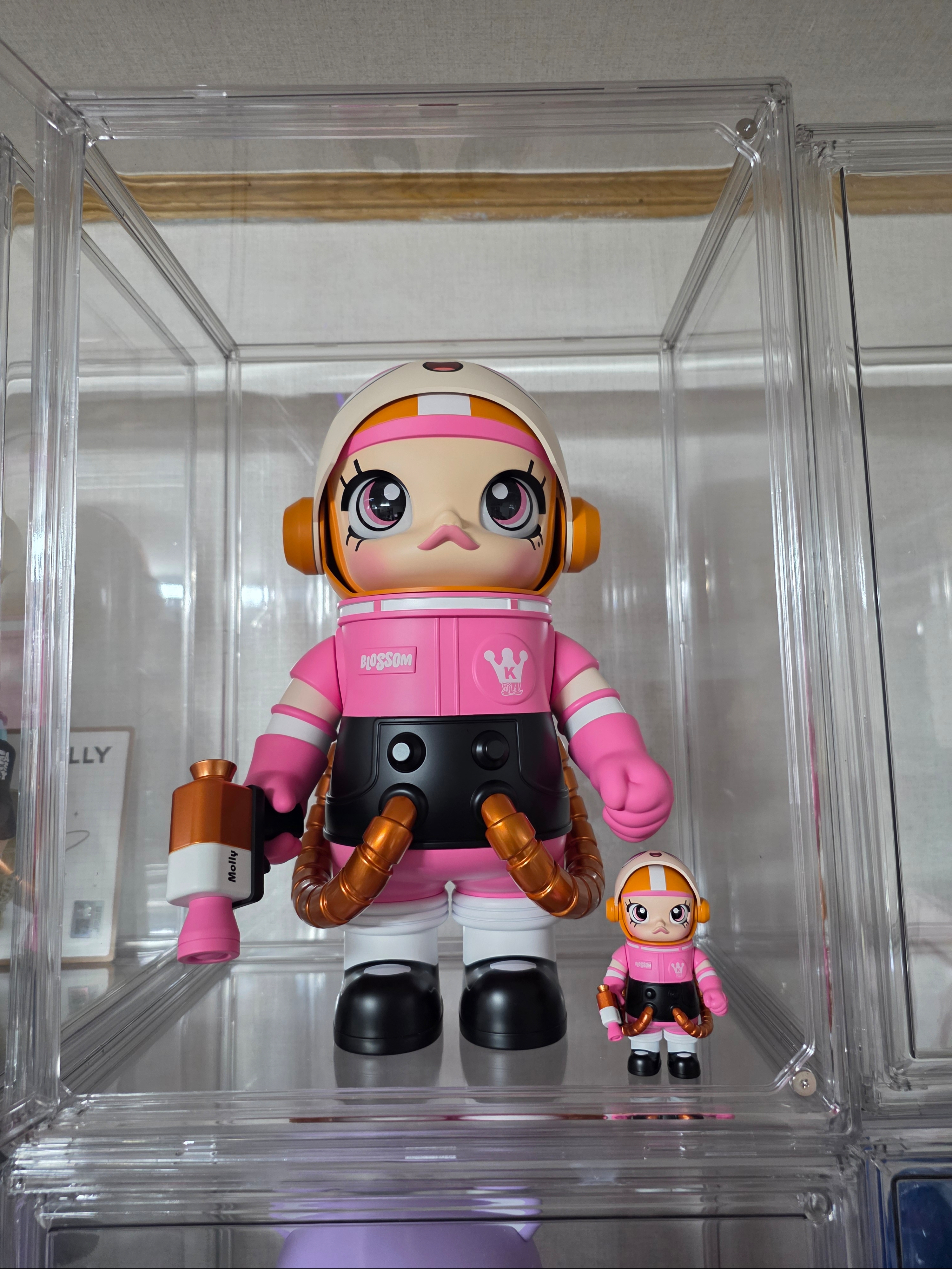 Pop Mart Mega Space Molly 400%+100% Powerpuff Girls Blossom 착용 스타일 - 2