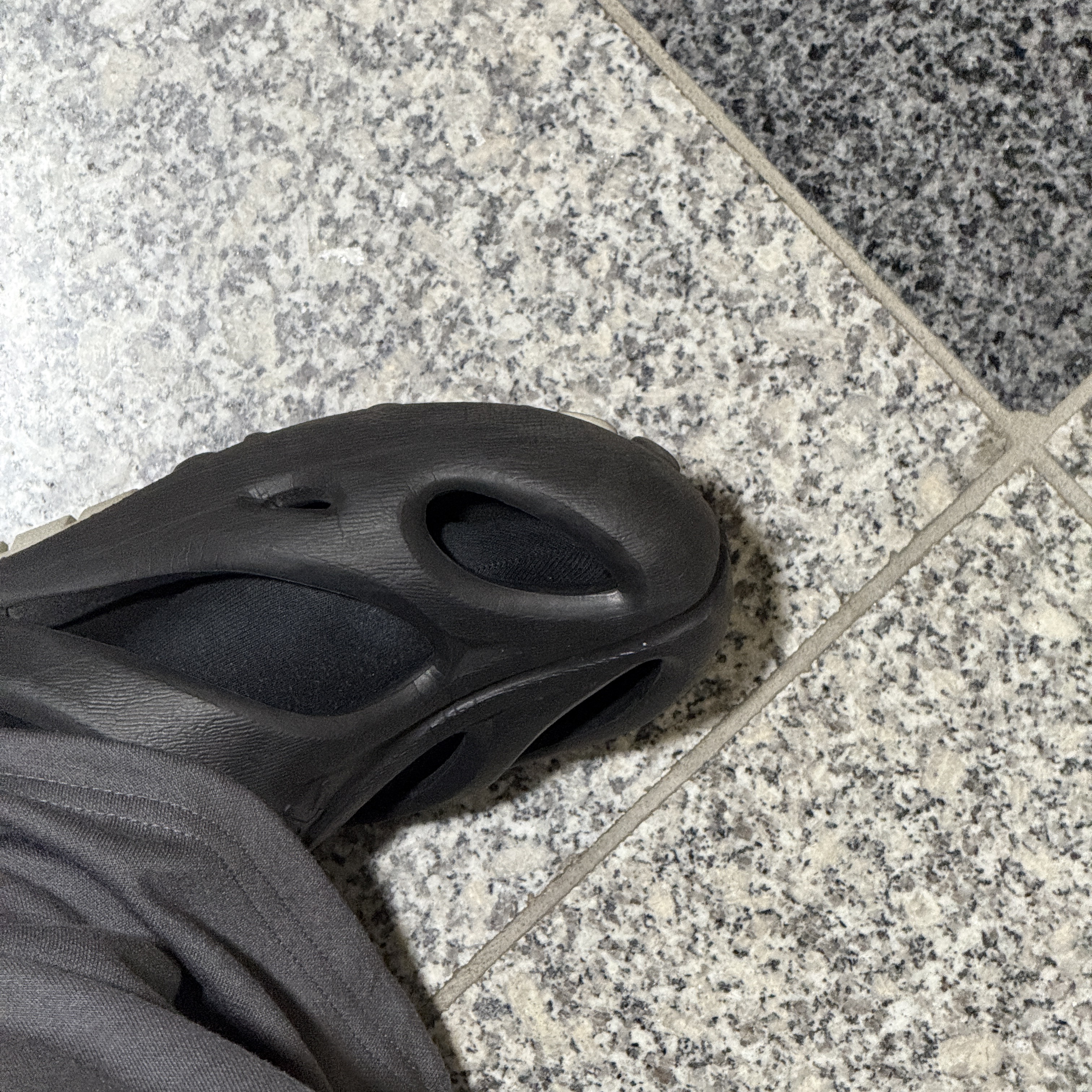 Keen Shanti Black Dawn Blue 착용 스타일
