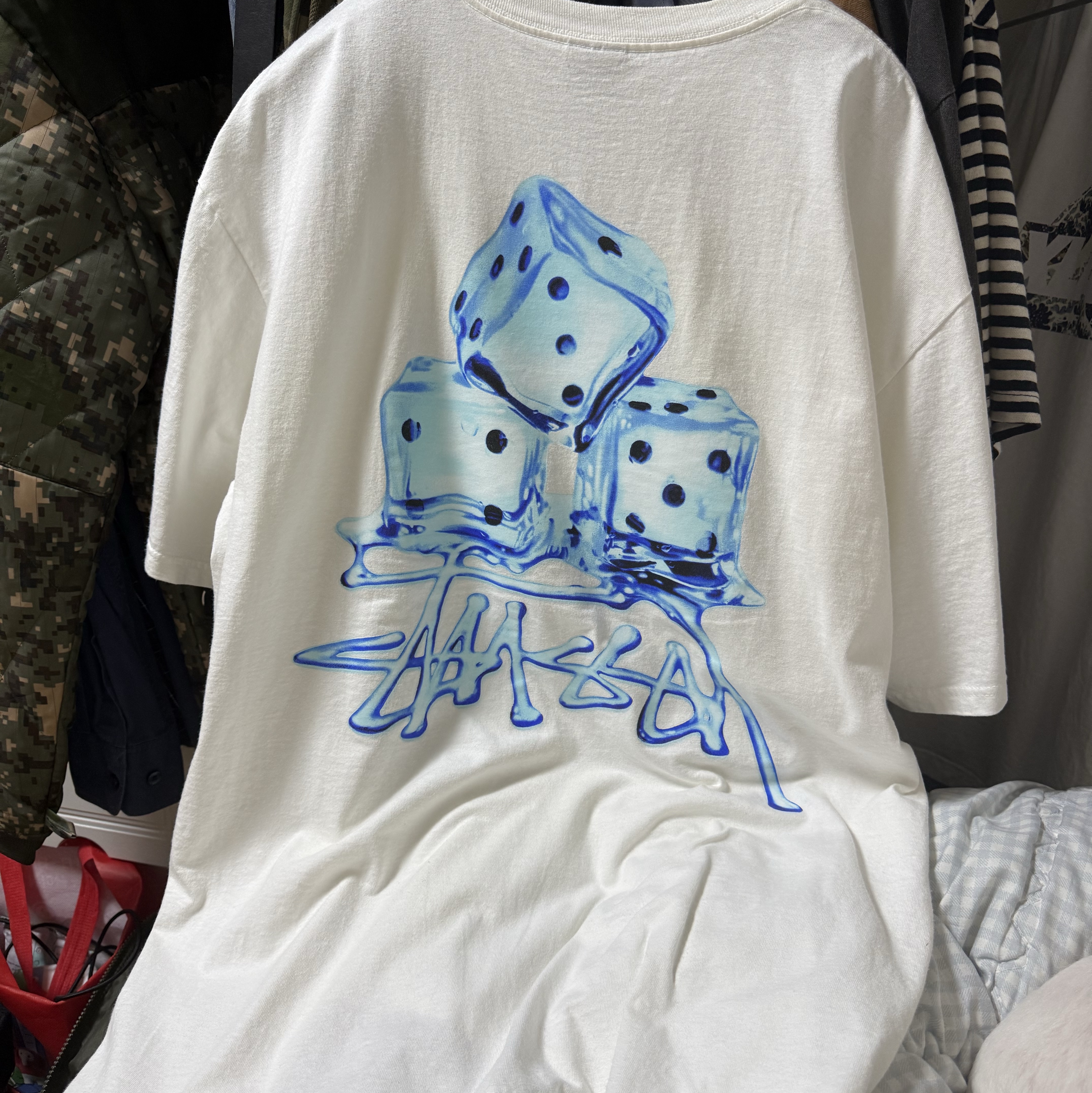 Stussy Melted T-Shirt White 착용 스타일