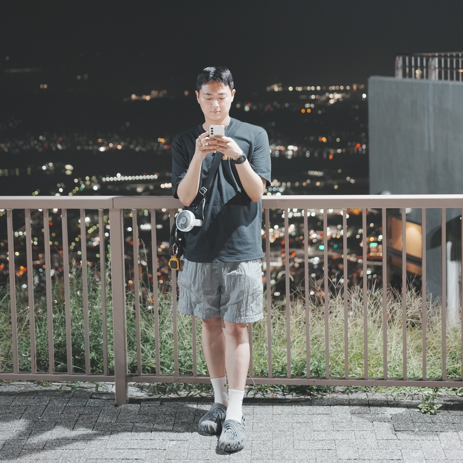 Palace Tri-Lager T-Shirt Black - 20FW, Crocs x Salehe Bembury Pollex Clog Niagara 착용 스타일