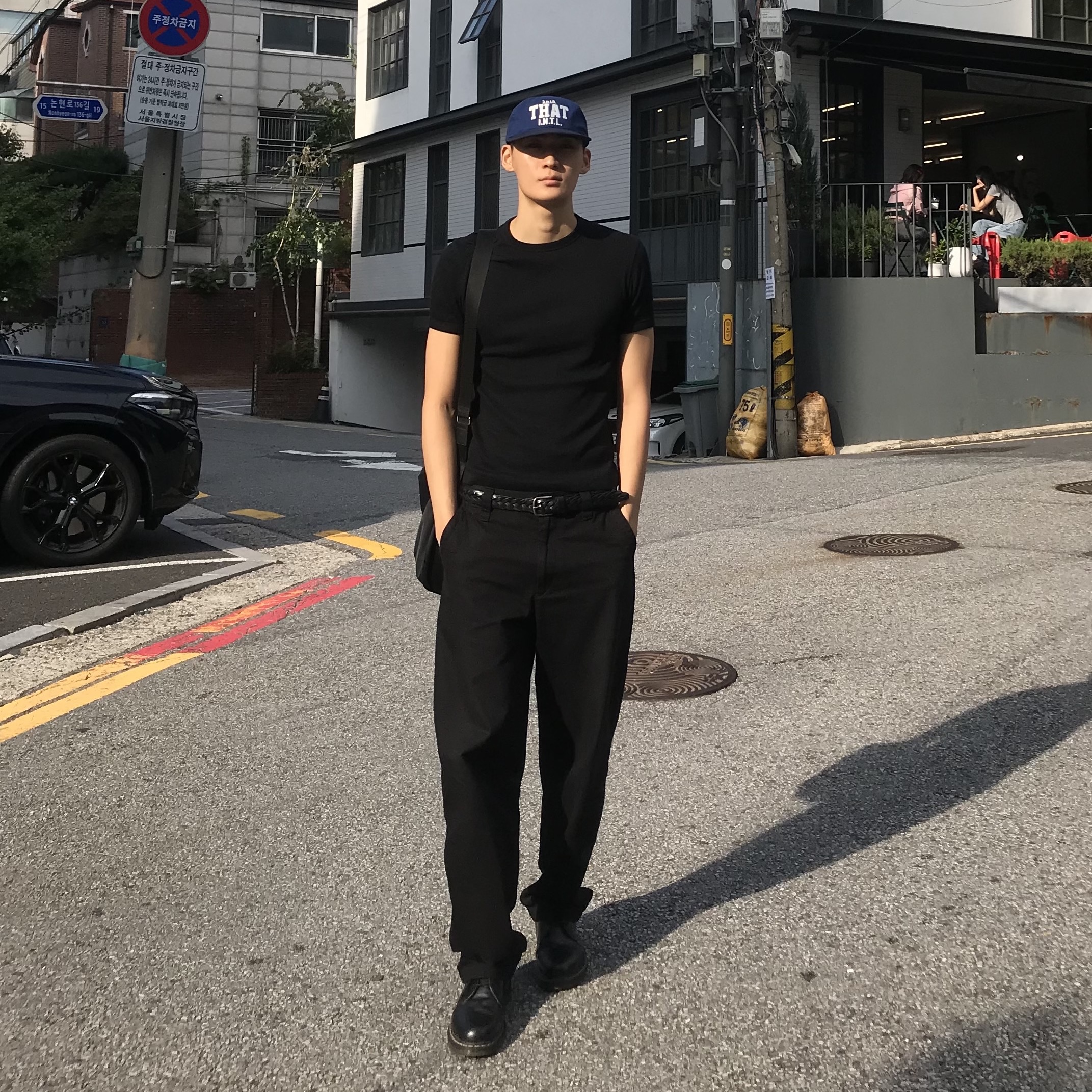 Dr. Martens 1461 Smooth Black 착용 스타일 - 2