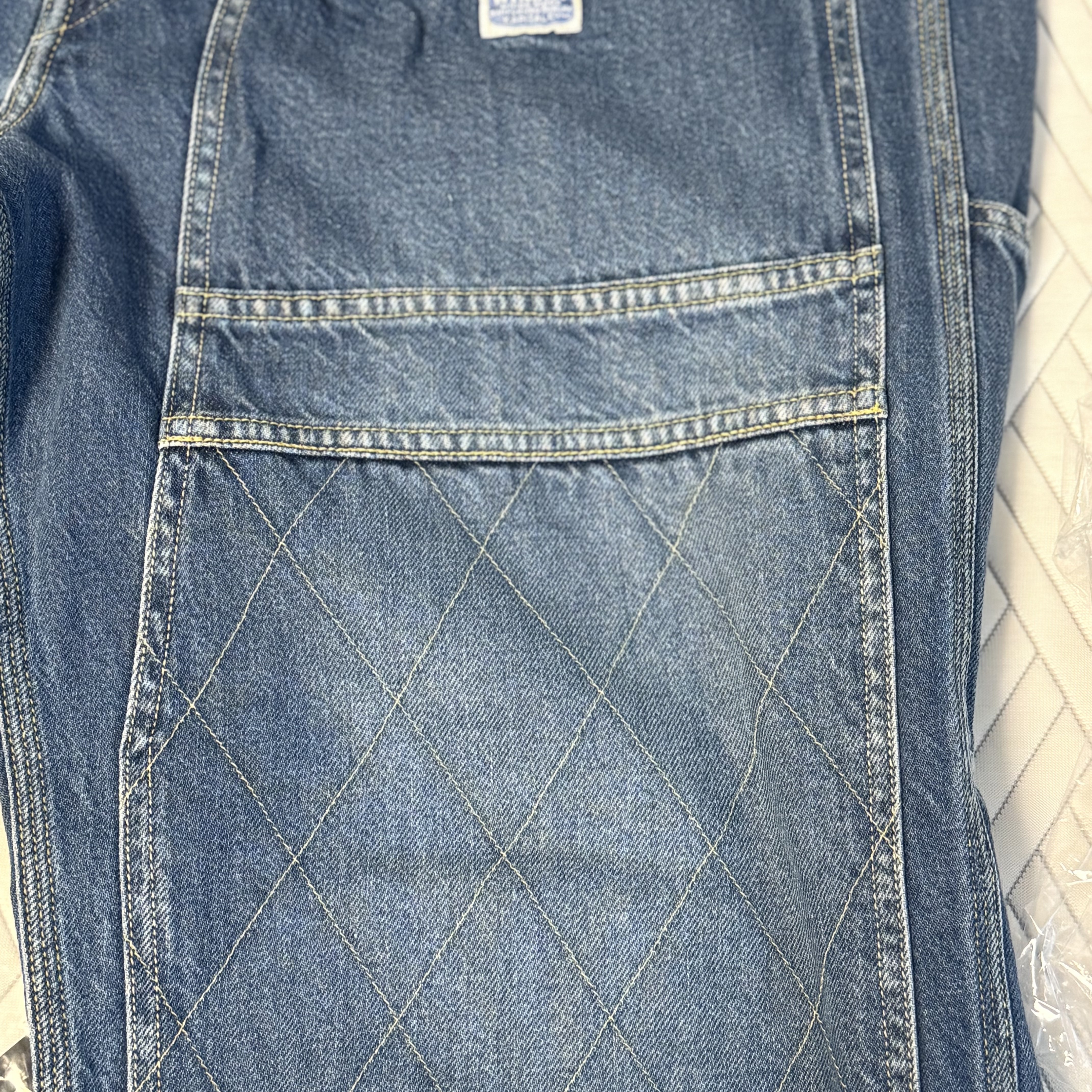Kapital 11.5 oz. Denim Lumber Pants Indigo (Processing), New Era x Megadeth Album Graphic T-Shirt Black 착용 스타일 - 4