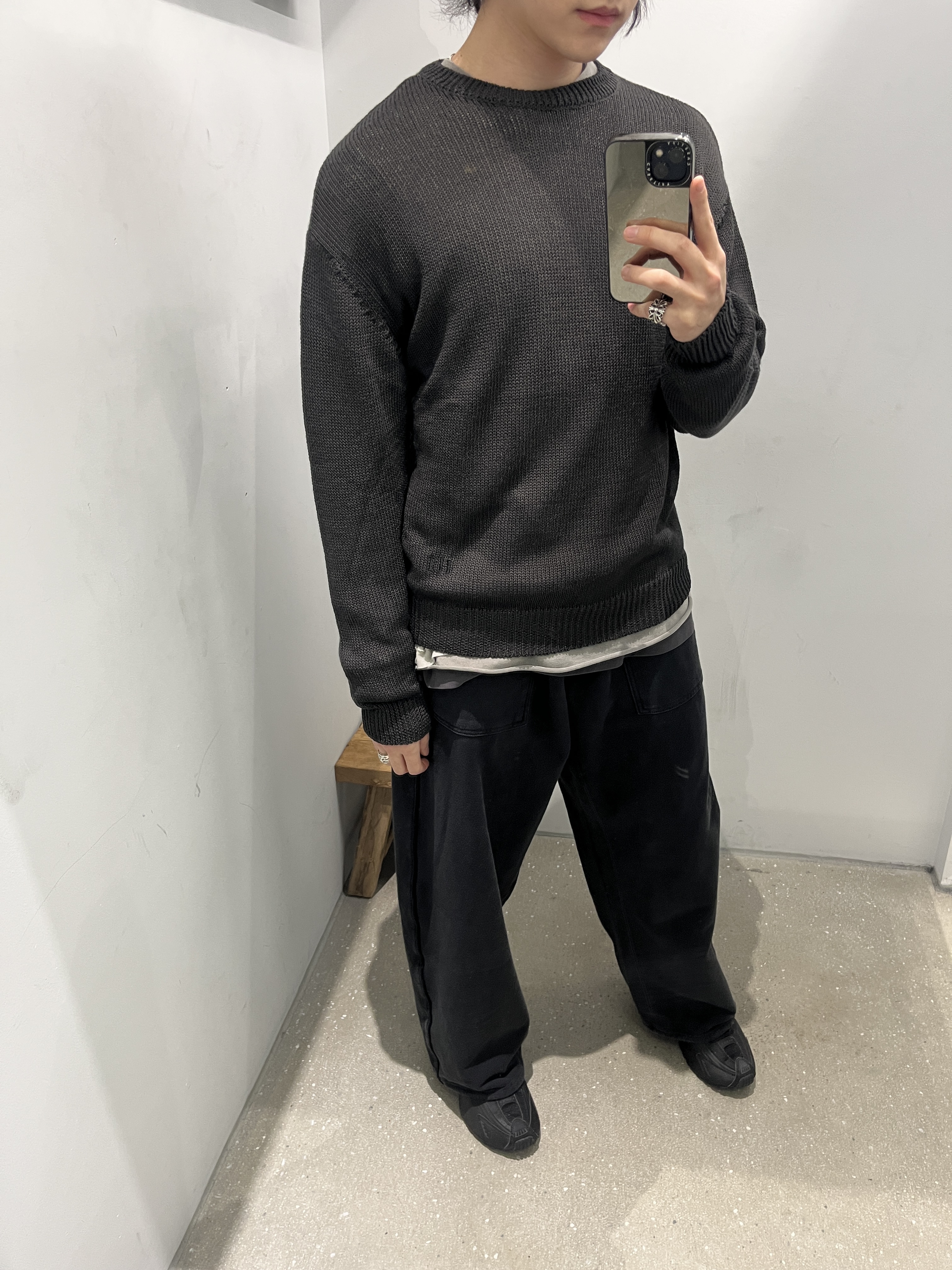 [기간한정 30%쿠폰] Polyteru Human Index Human Loosed Knit Brown Charcoal, [기간한정 20%쿠폰] Polyteru Human Index Human Sleeveless Gray Beige 착용 스타일
