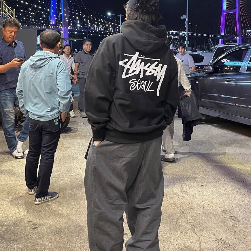 Stussy Stock Seoul Zip Hood Black 착용 스타일