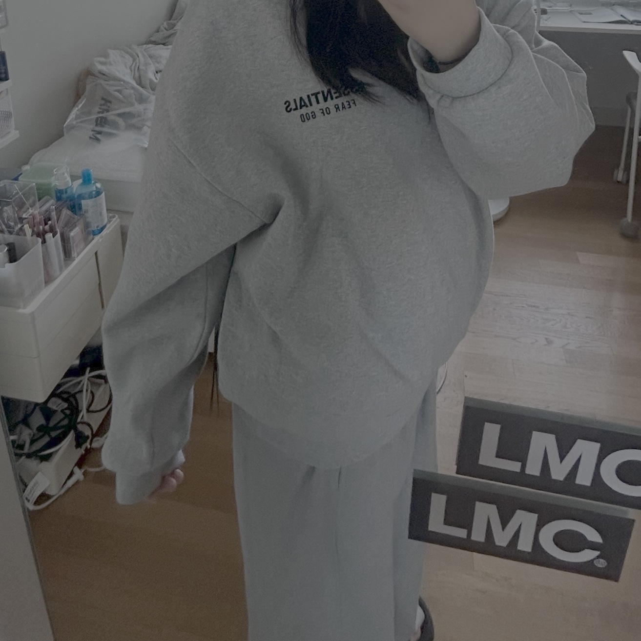 Essentials Fleece Hoodie Light Heather Grey - 24FW 착용 스타일 - 2