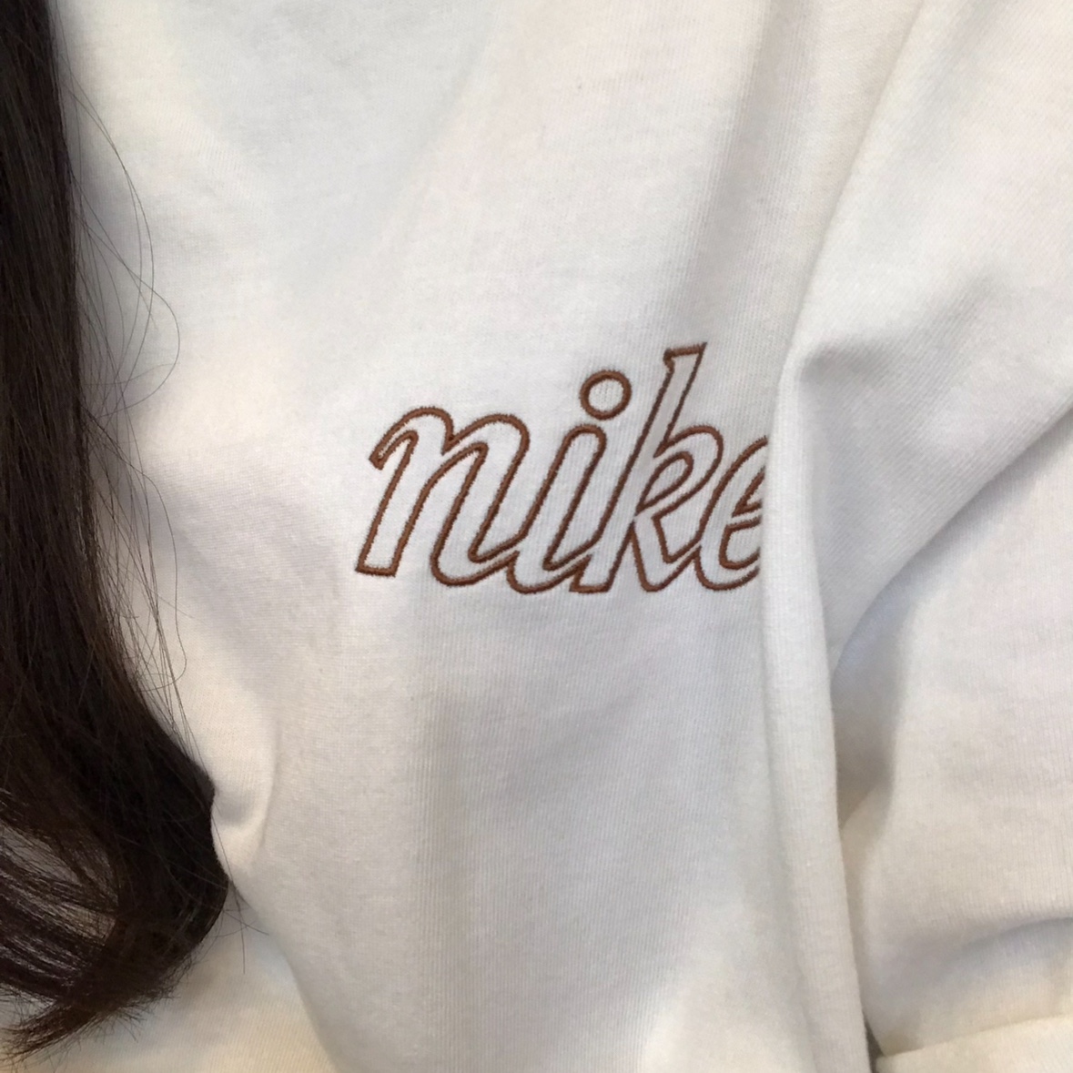 (W) Nike NSW Bear T-Shirt White - Asia 착용 스타일