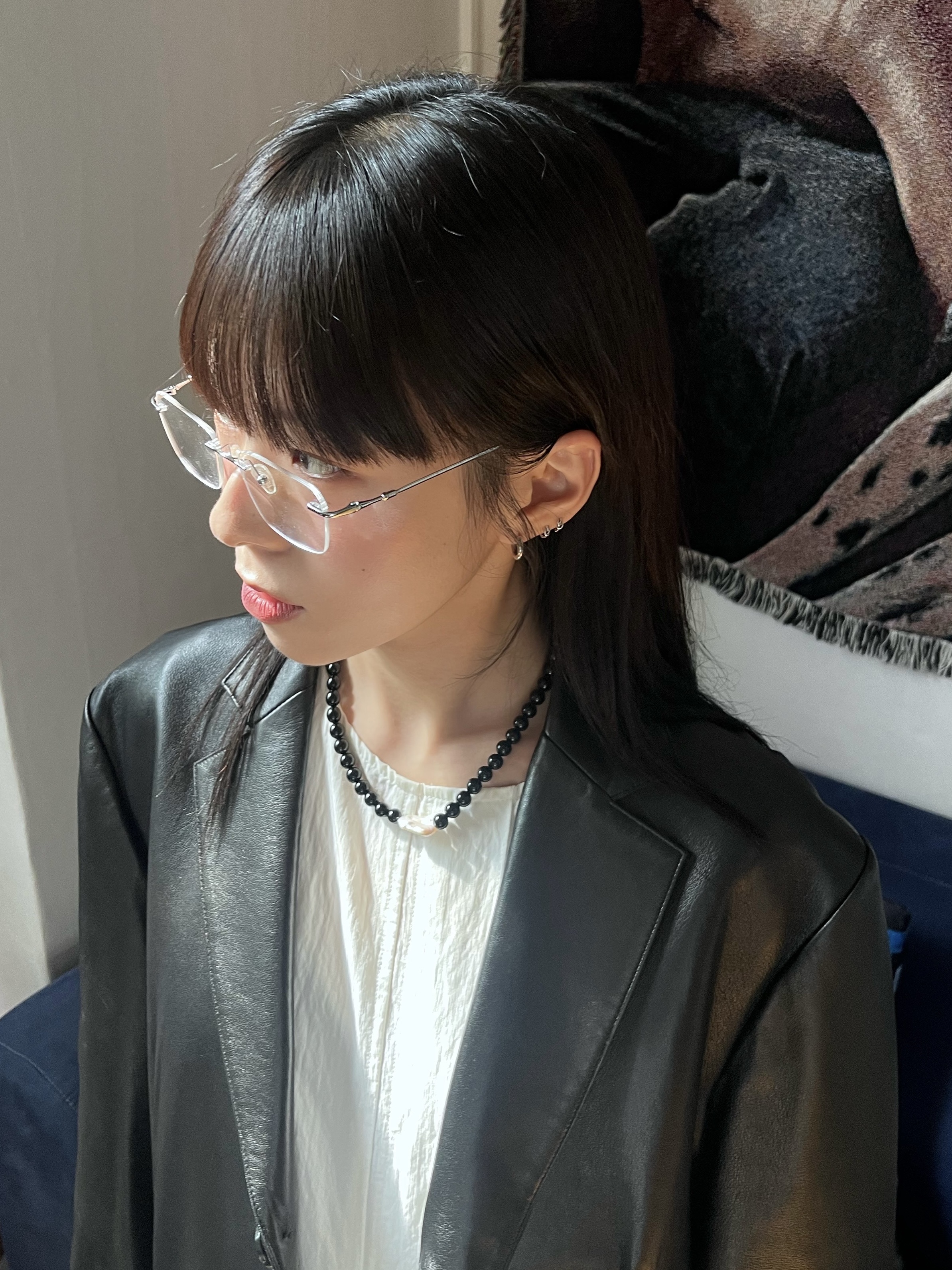 Riomeu Square Margaret Onyx Necklace 착용 스타일 - 2