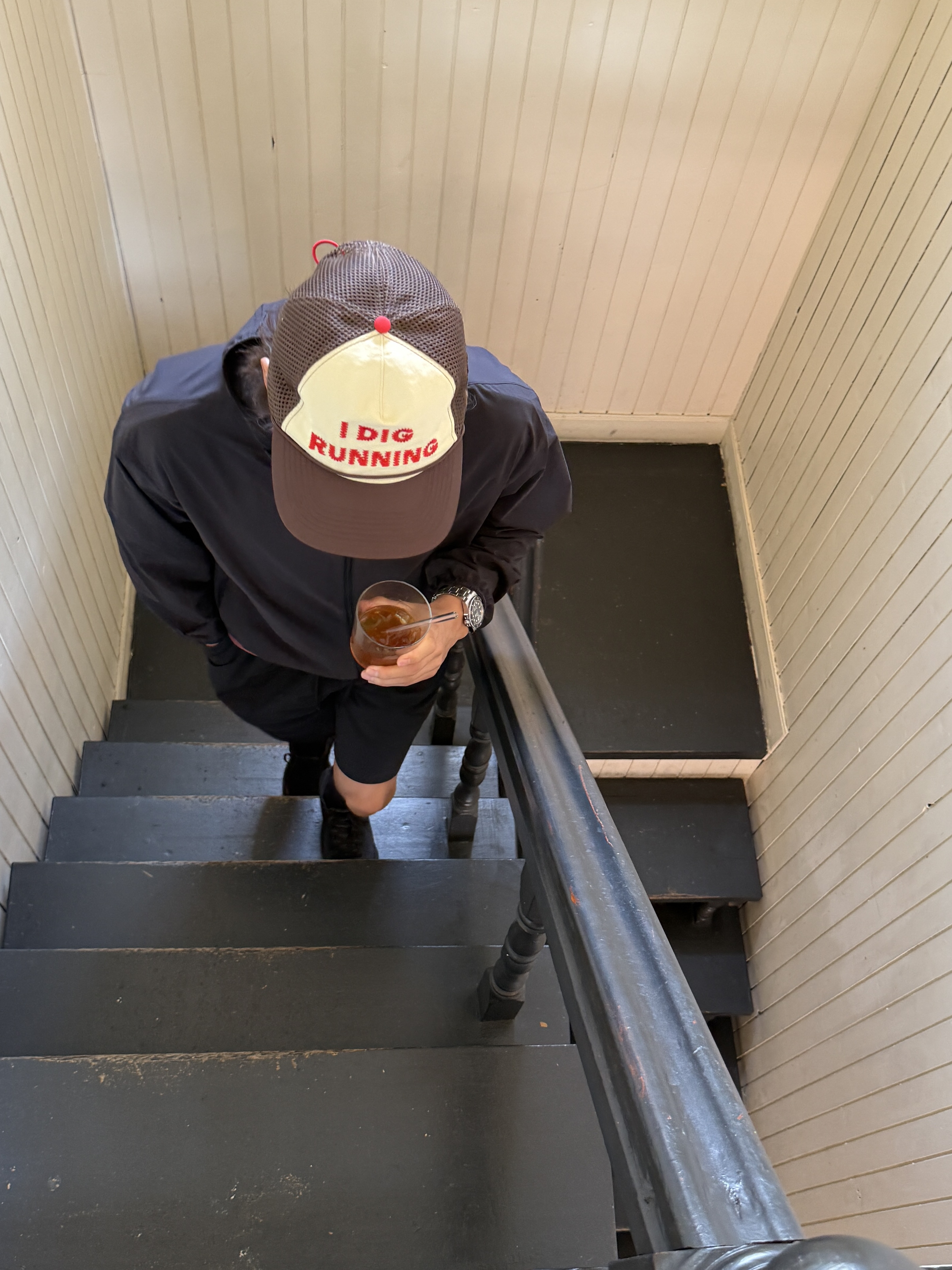 Salomon x MM6 Maison Margiela Spectur 2 Black Pewter, Alex Zono I Dig Running Trucker Hat OG Brown 착용 스타일 - 2