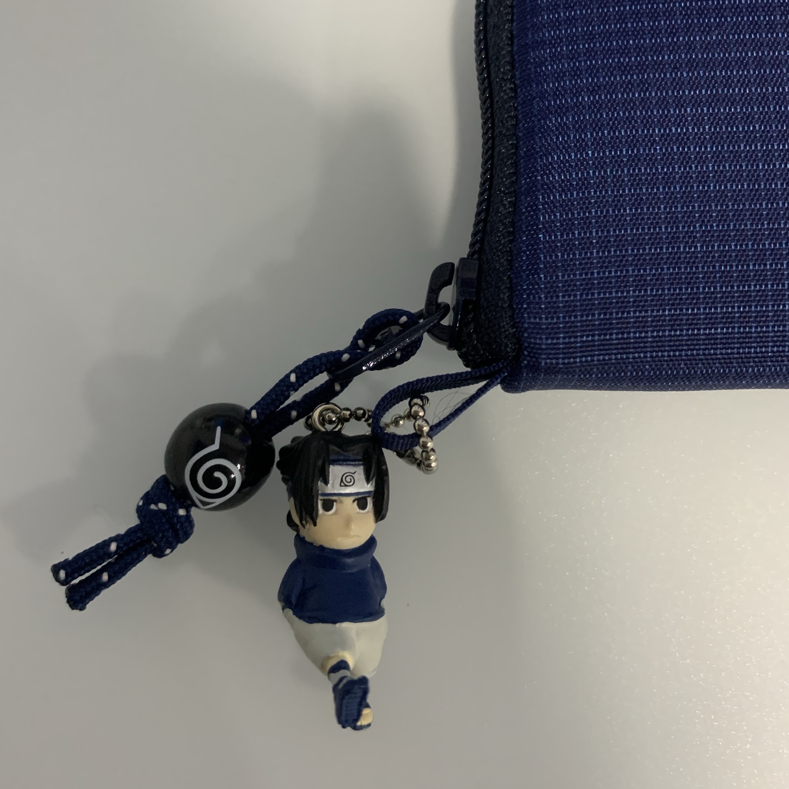 Montbell Mini Zip Wallet Navy 착용 스타일 - 2