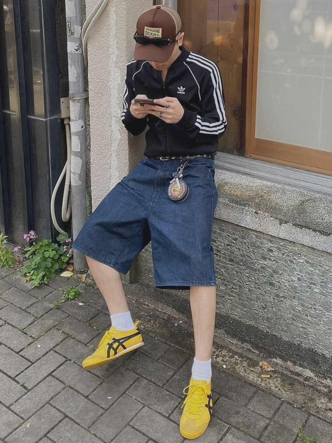 Adidas Adicolor Firebird Shorts Green White - KR Sizing, Adidas Adicolor Classic Beckenbauer Track Top Night Indigo - KR Sizing 착용 스타일 - 2