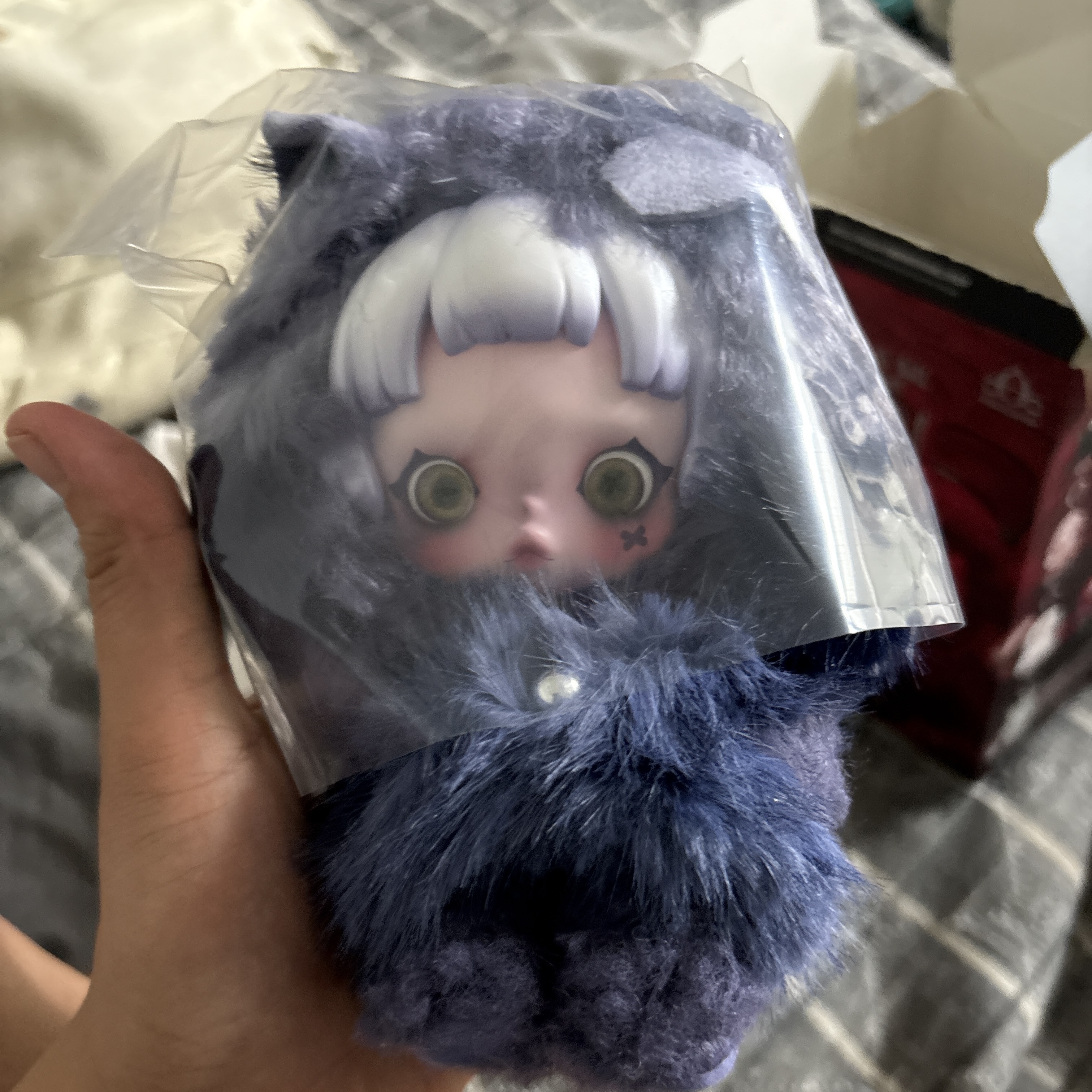 Pop Mart Skullpanda You Found Me ! Series Plush Doll Pendant Sealed Case (1 Blind Box) 착용 스타일