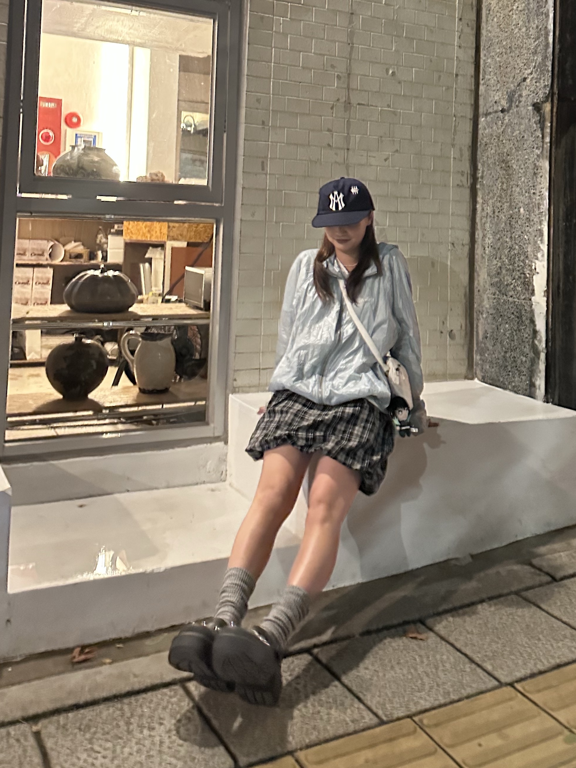Stussy Beach Shell Wrinkled Nylon Jacket Slate, Crocs Stomp Clog Black 착용 스타일 - 8