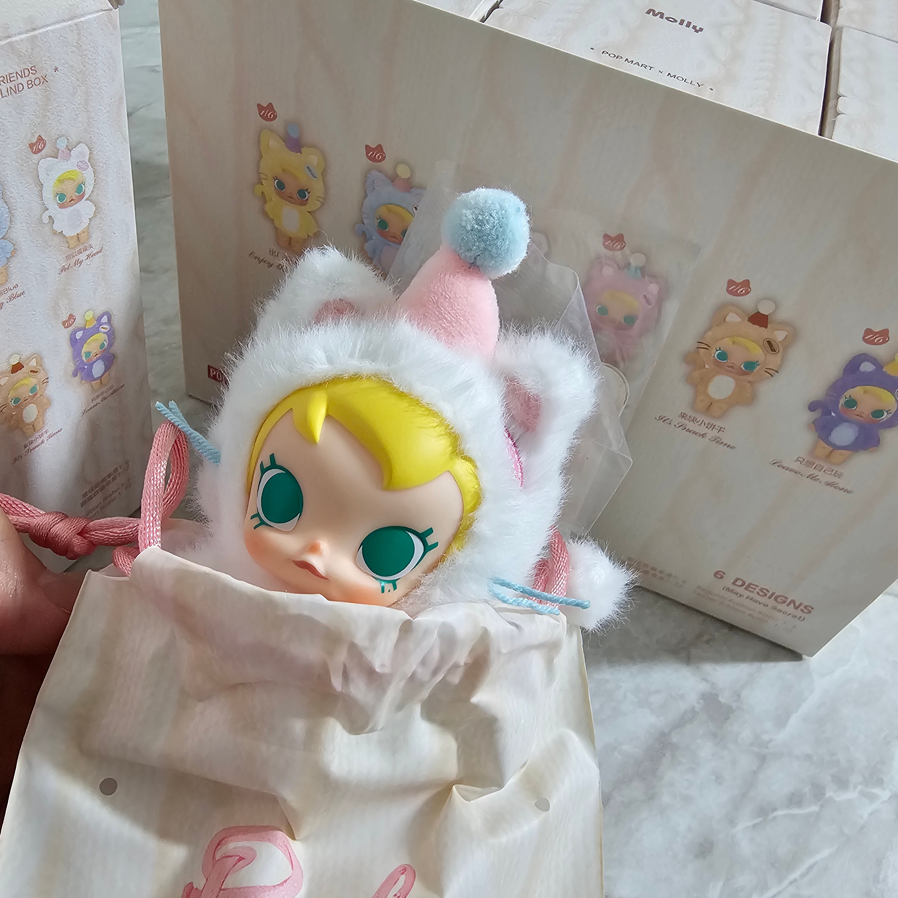 Pop Mart Baby Molly Pocket Friends Series Vinyl Plush Pendant Pet My Head (Opened Case) 착용 스타일