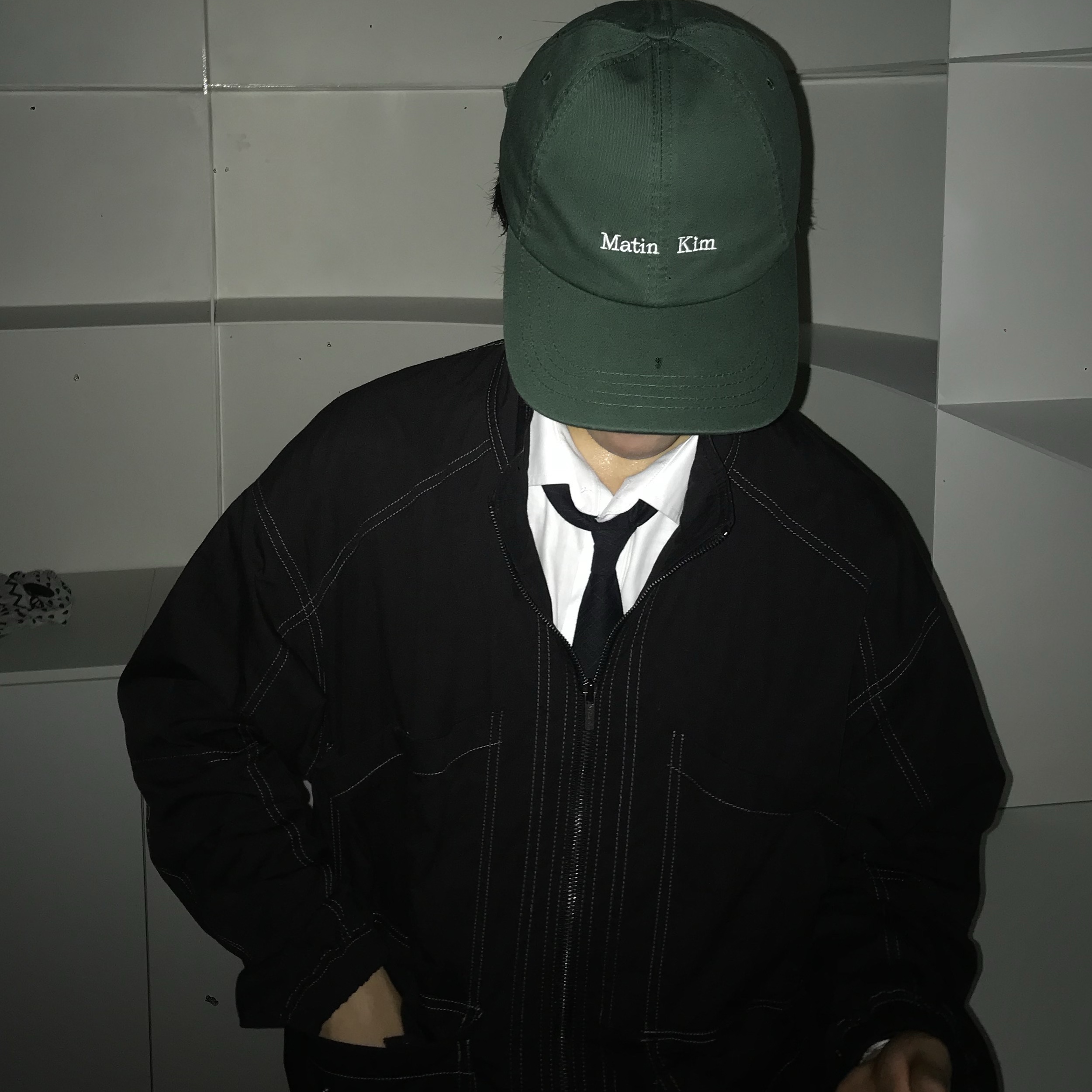 Millo Archive Slide Wool Slim Tie Black 착용 스타일