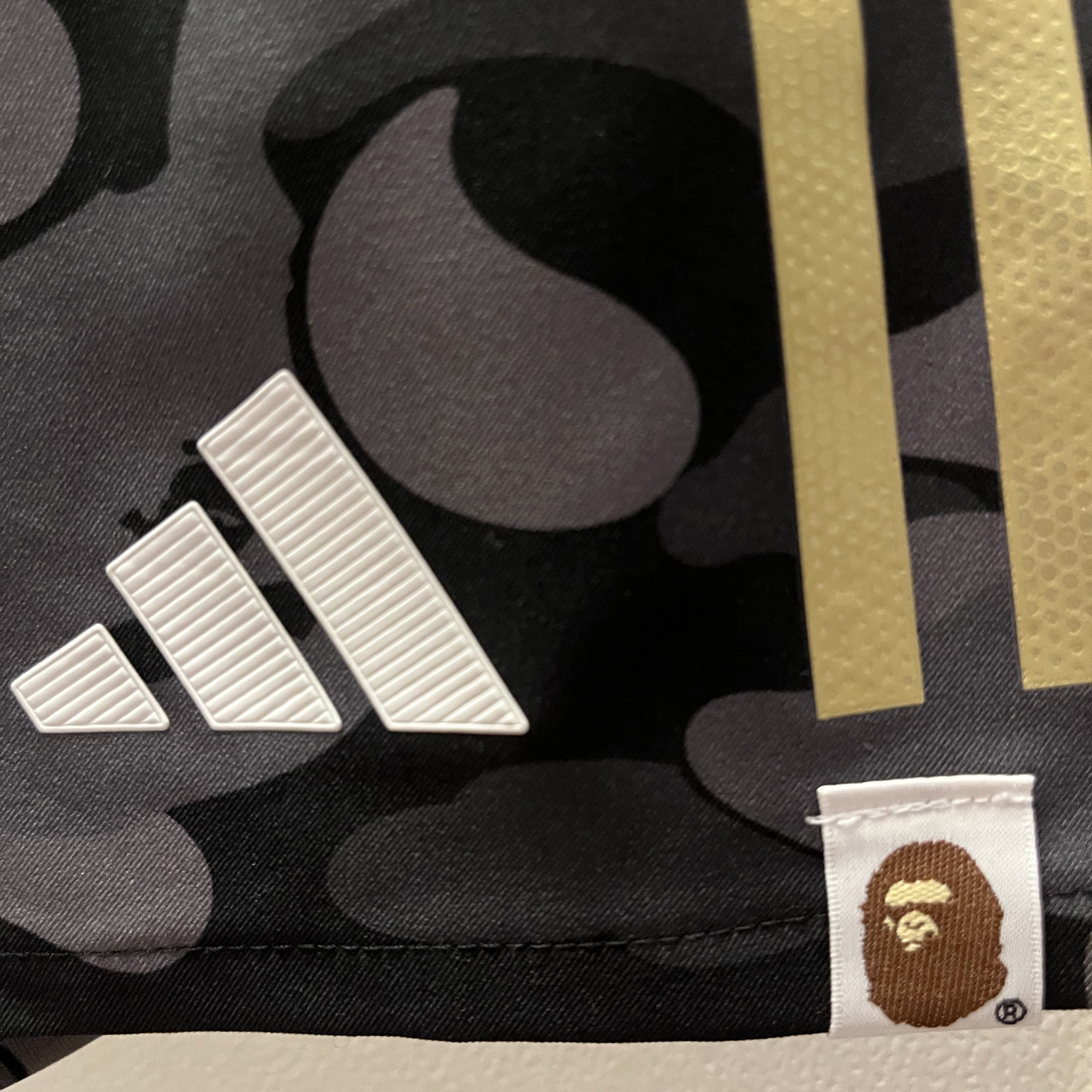 Adidas x BAPE FB Shorts Black - KR Sizing 착용 스타일 - 4