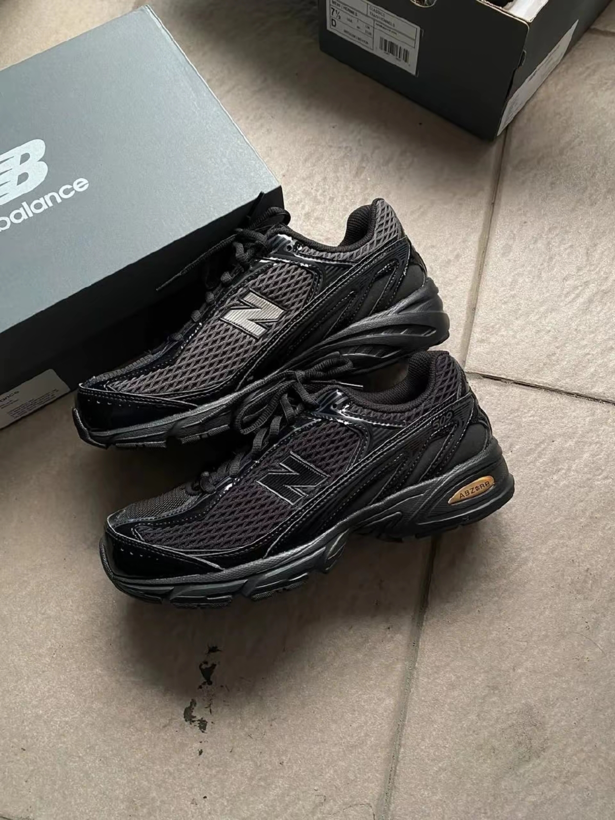 New Balance 509 Black 착용 스타일