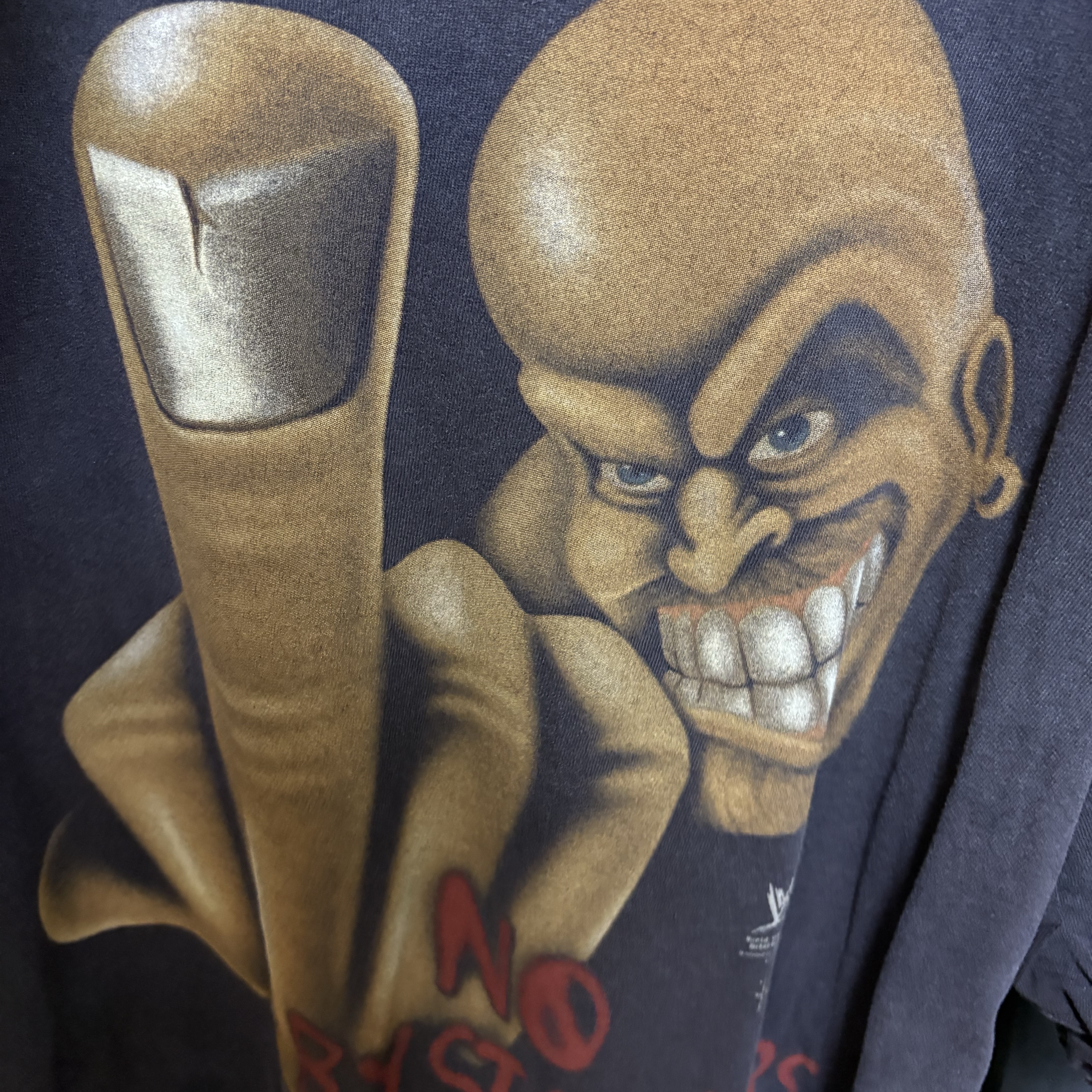 Travis Scott Cactus Jack x WWE No Bystanders T-Shirt Stone Cold Steve Austin Dusty Grey 착용 스타일