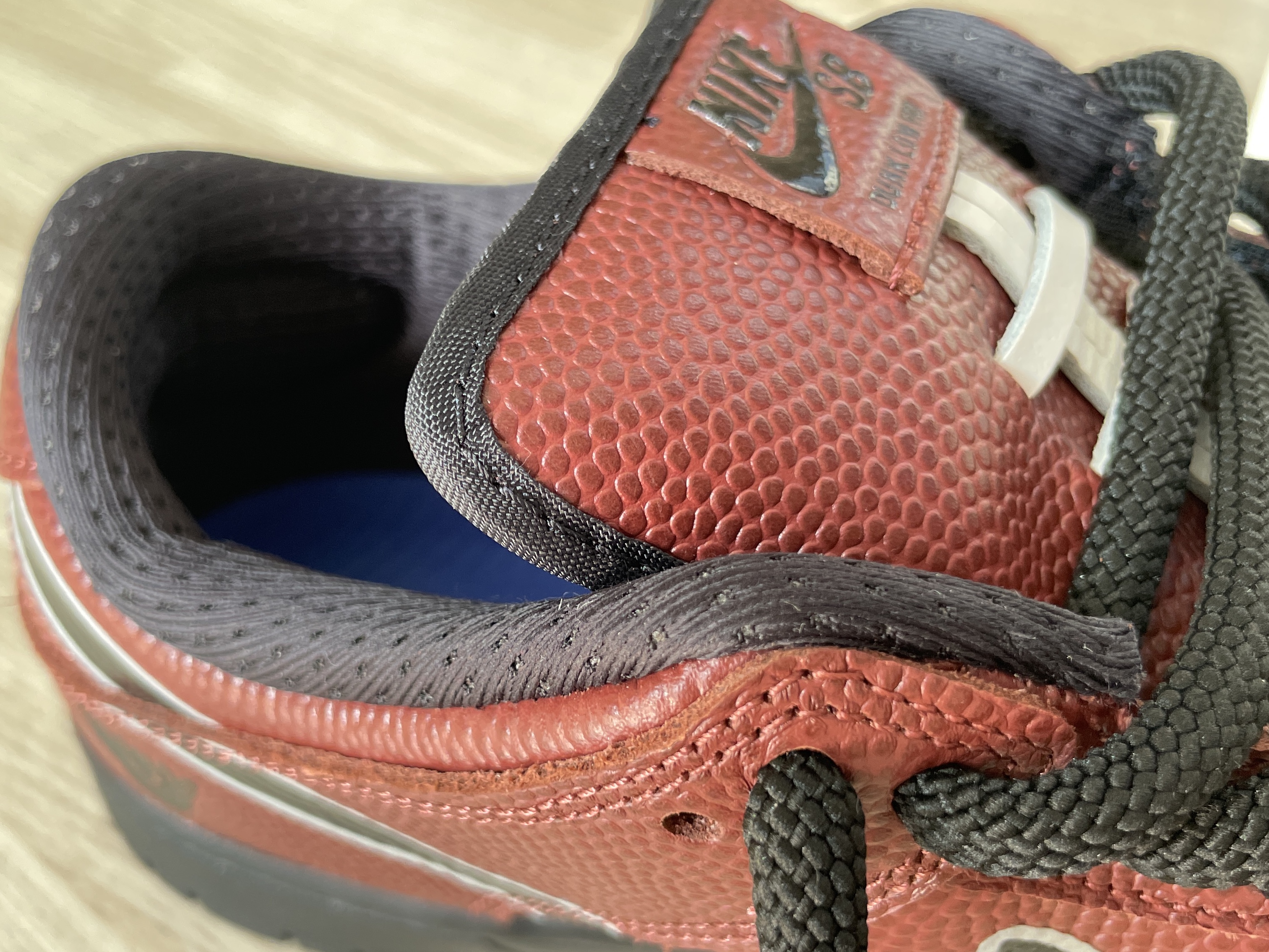Nike x Limosine Skateboards SB Dunk Low Pro Brown and Black 착용 스타일 - 5