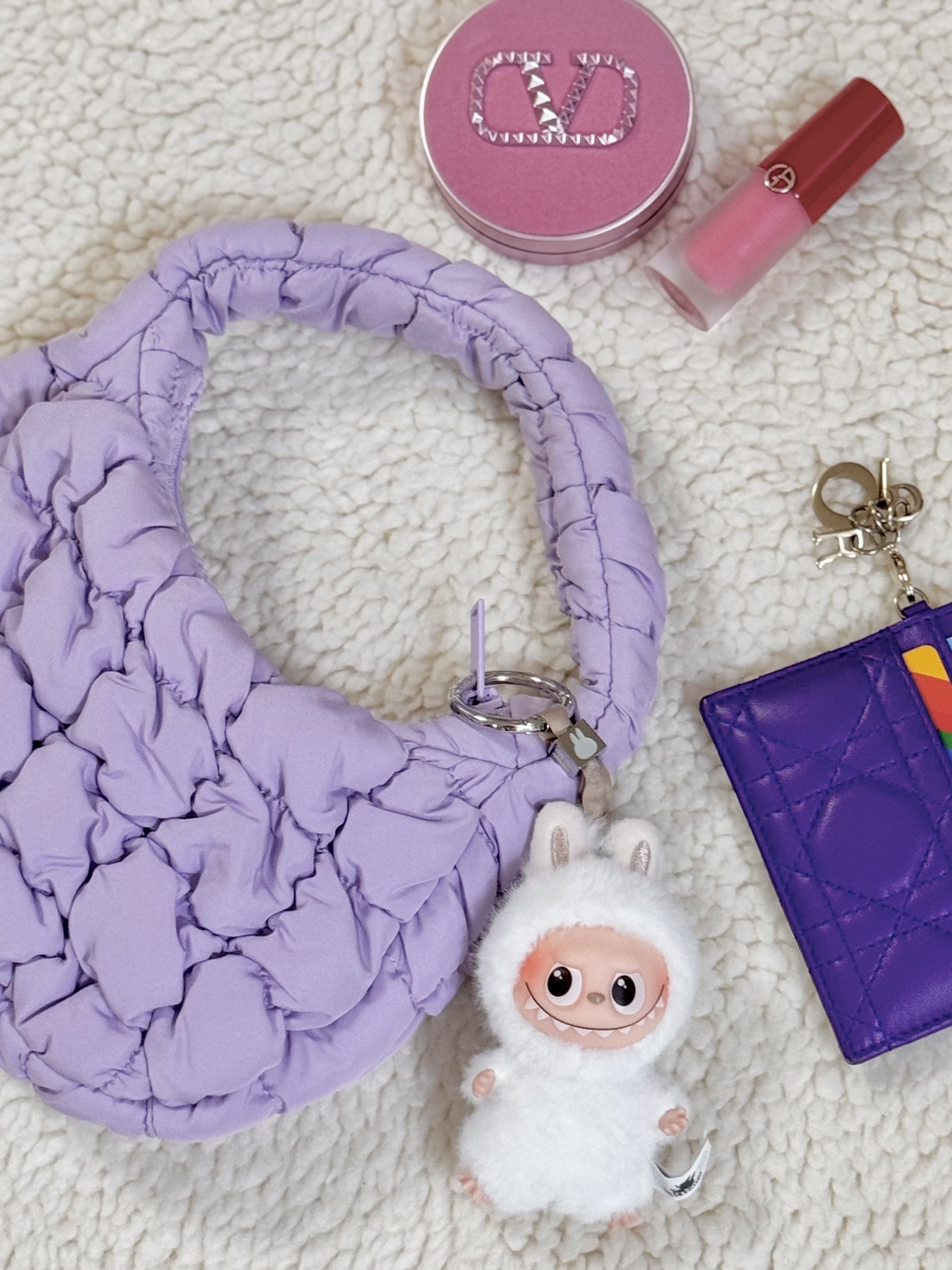 Pop Mart Labubu The Monsters Pin For Love Series Vinyl Plush Pendant (A-M) H (Opened Case), COS Quilted Micro Bag Purple 착용 스타일 - 3