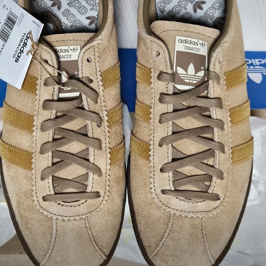 Adidas Tobacco Team Brown Desert Cardboard 착용 스타일