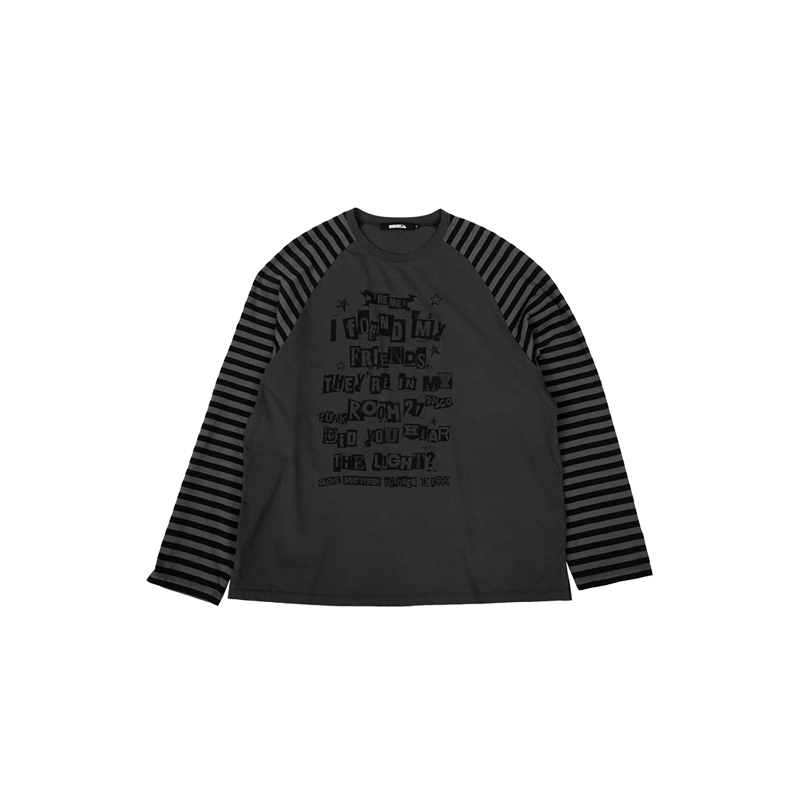 메아 레터링 스트라이프 래글런 탑 다크 그레이(Mea Lettering Striped Raglan Top Dark Grey)