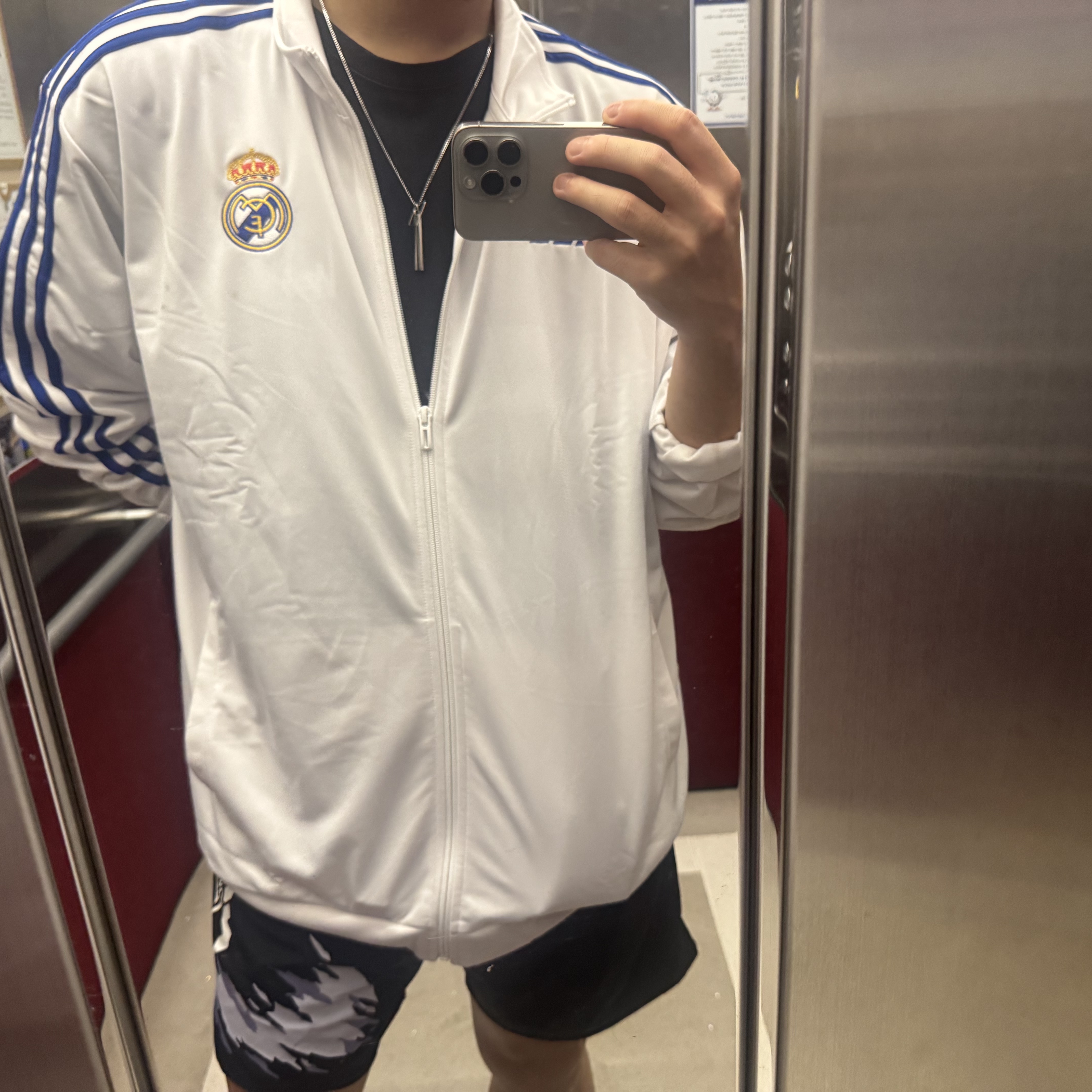 Adidas Real Madrid DNA Track Top White - US Sizing 착용 스타일